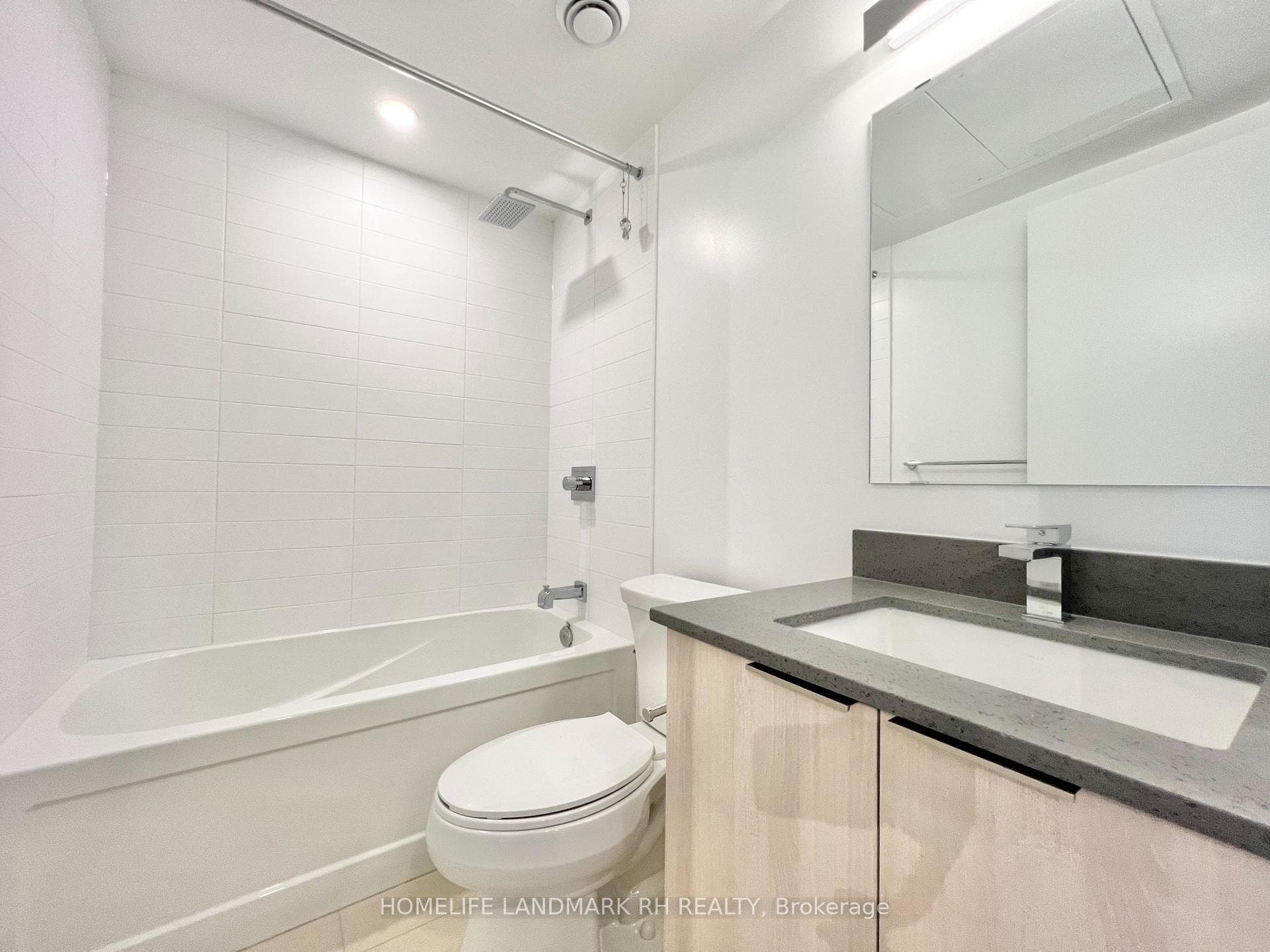 501 Yonge Street Unit 4903 photo 7