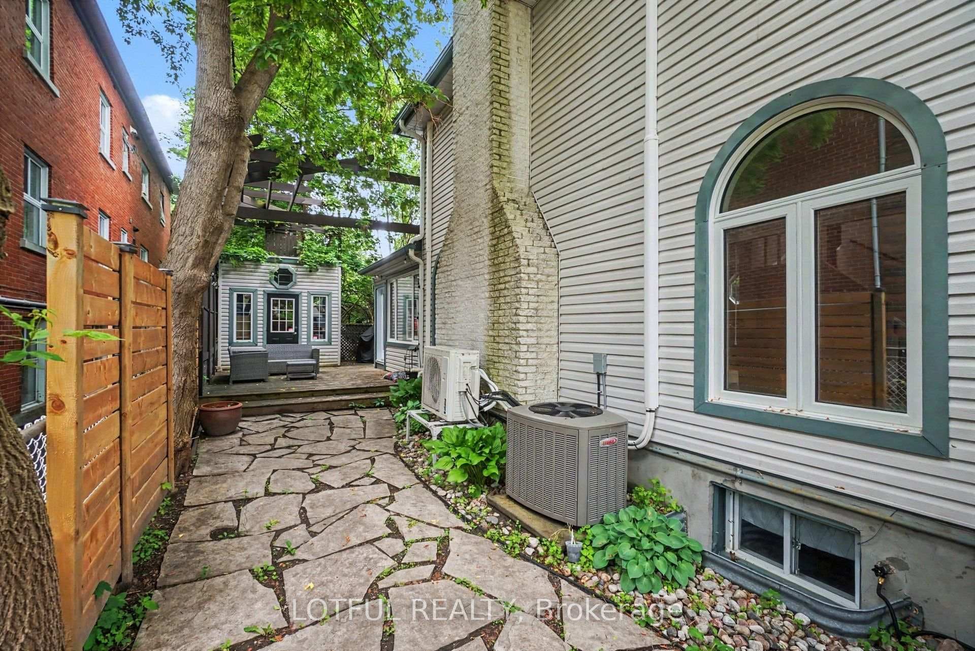 518 Hilson Avenue photo 31