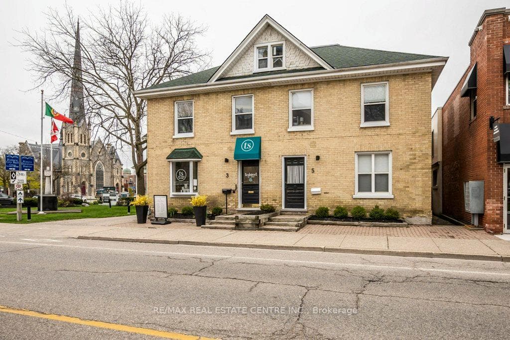 3 Grand Avenue photo 2