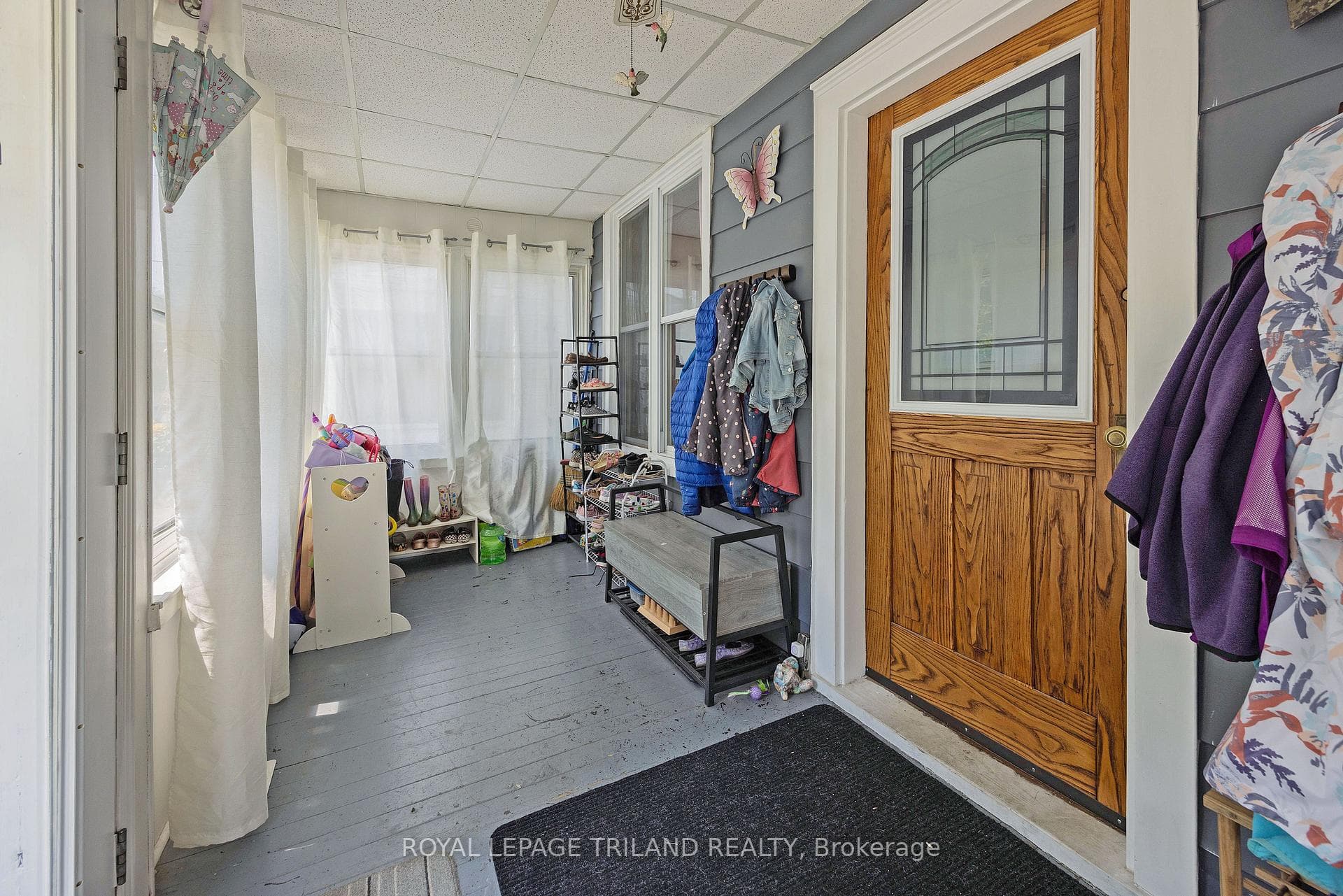74 Maple Street photo 6