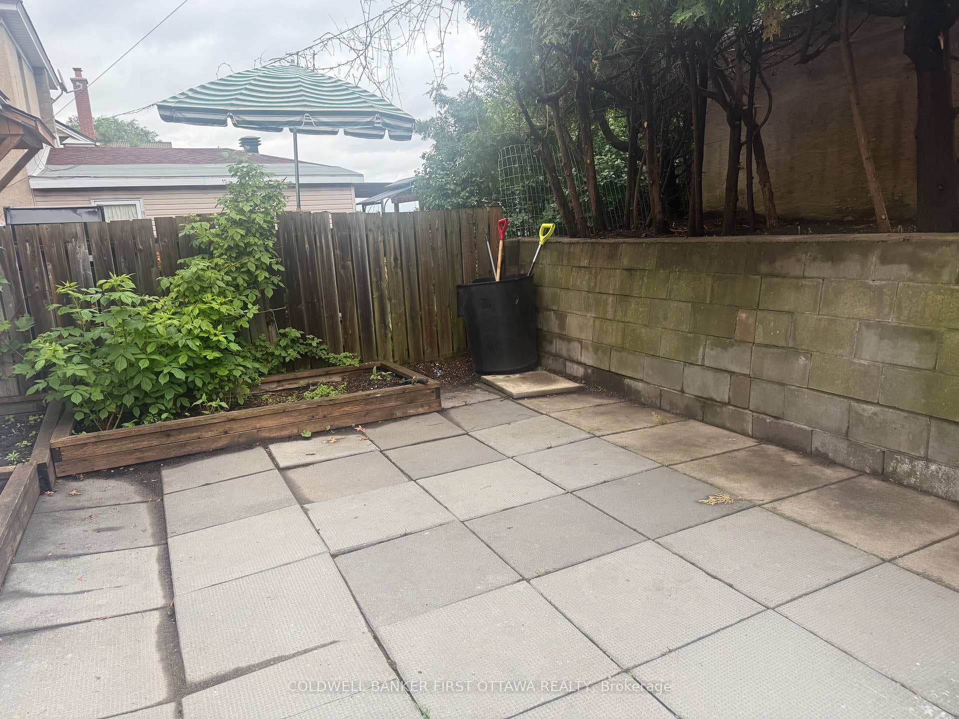 968 Gladstone Avenue photo 23