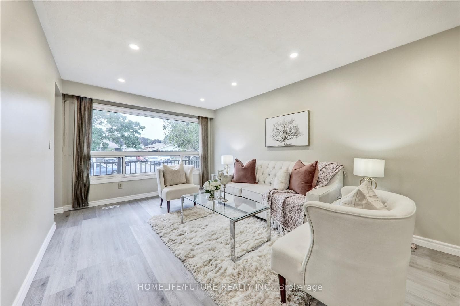 39 Cayuga Avenue photo 14