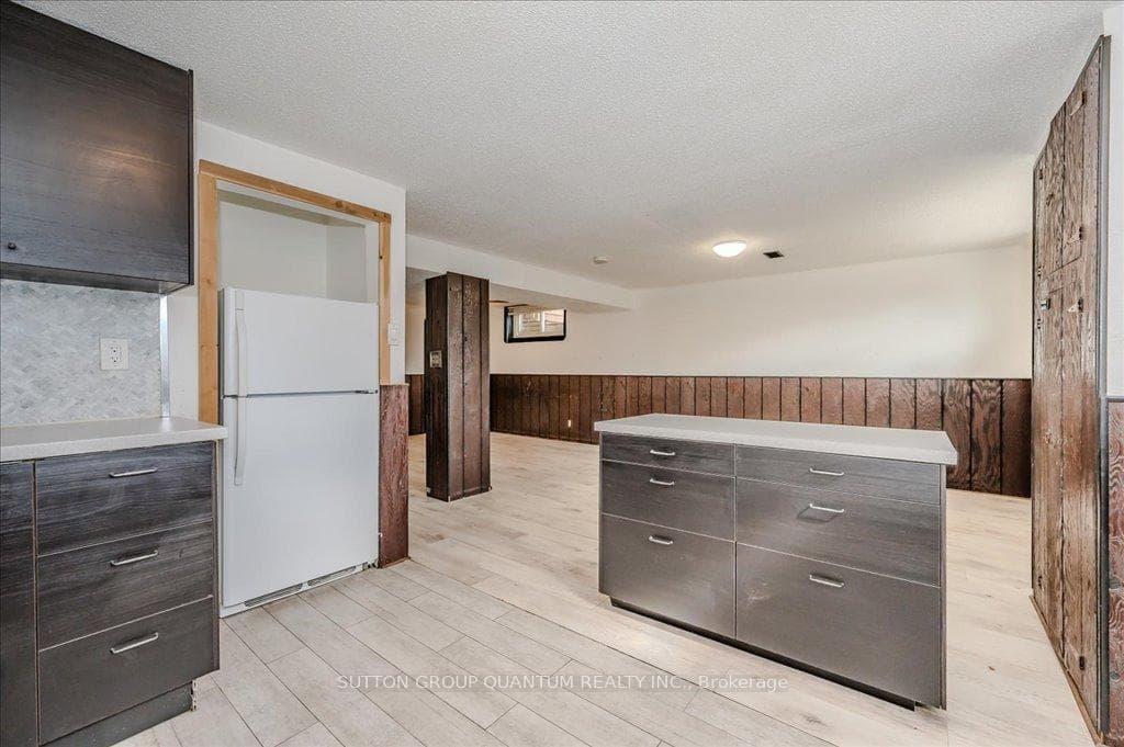 2238 Truscott Drive photo 23
