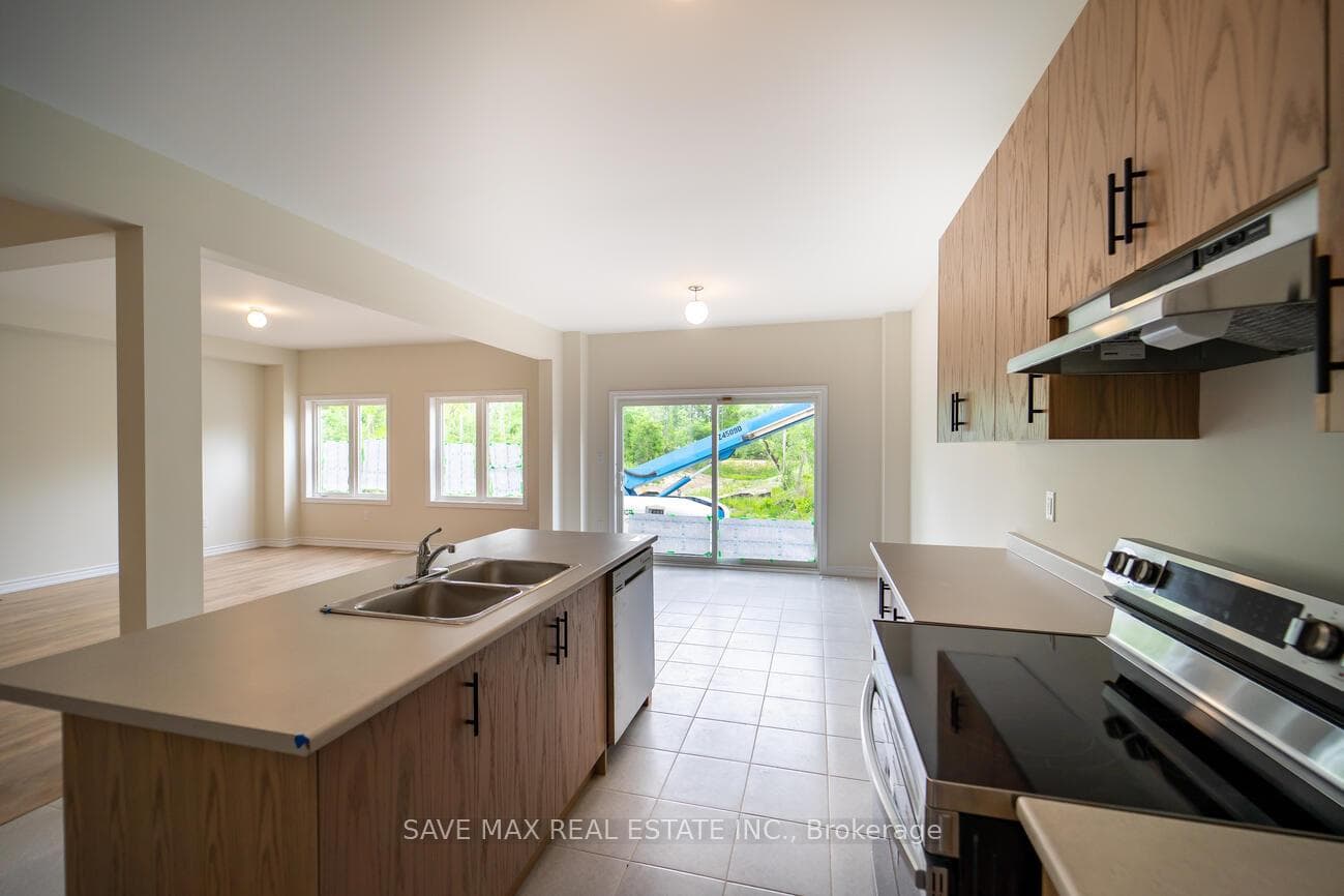149 Tumblewood Place photo 12