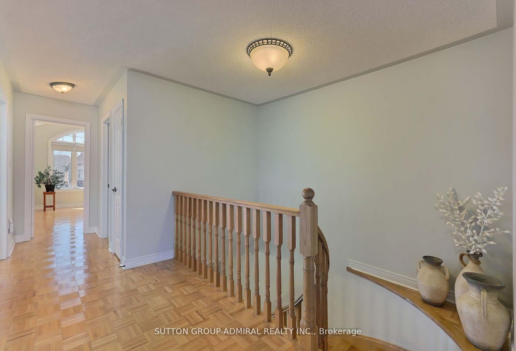 54 Bentoak Crescent photo 22