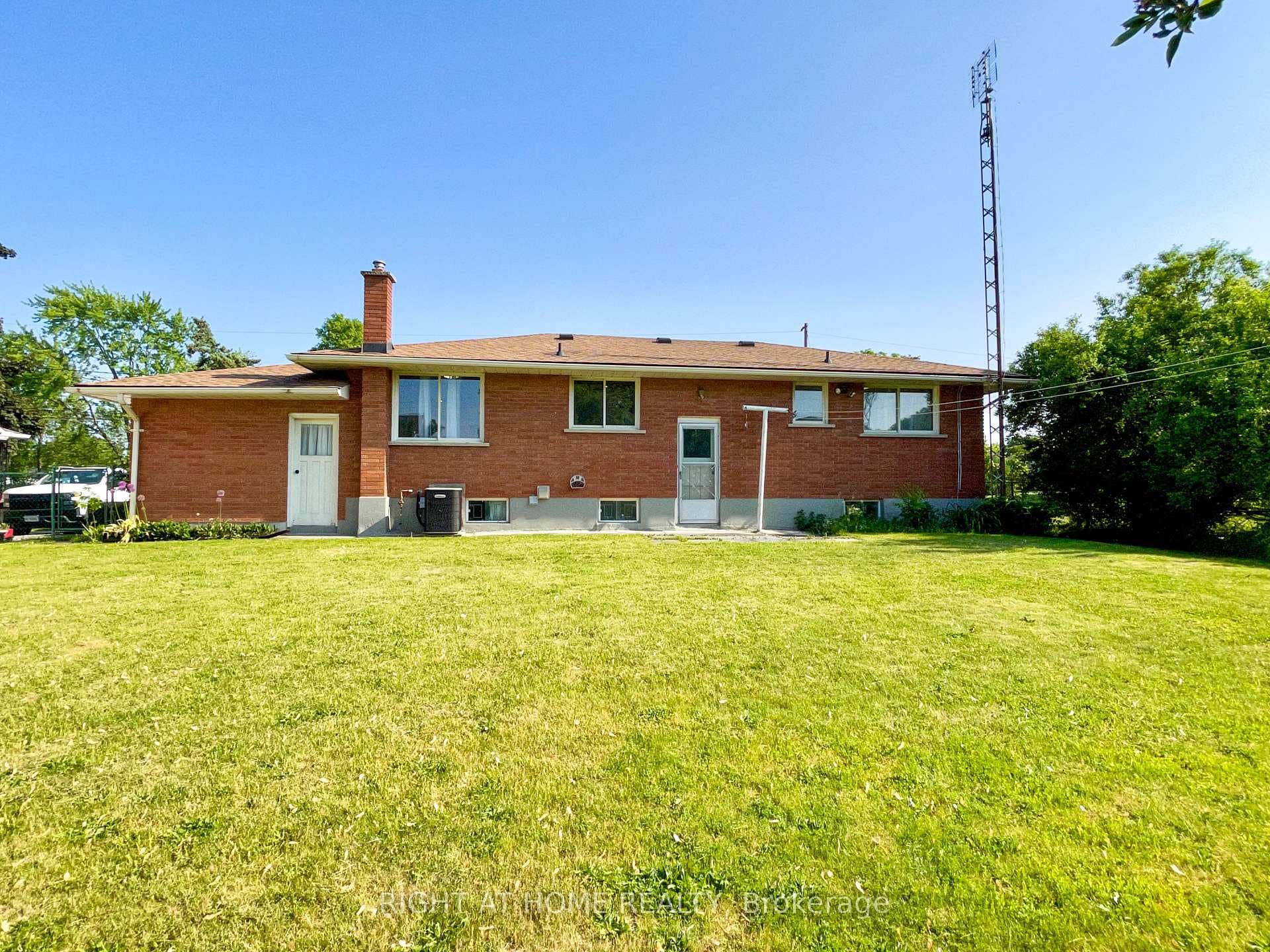 4 VALLEY Road photo 19