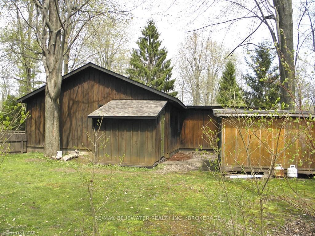 6029 DANBEA Lane photo 8