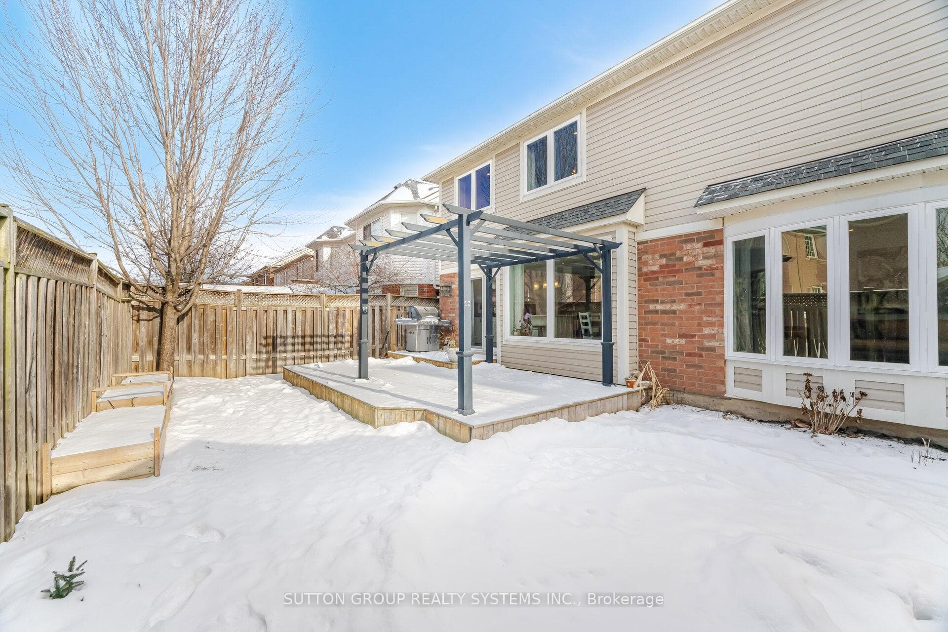 984 Lancaster Boulevard photo 39