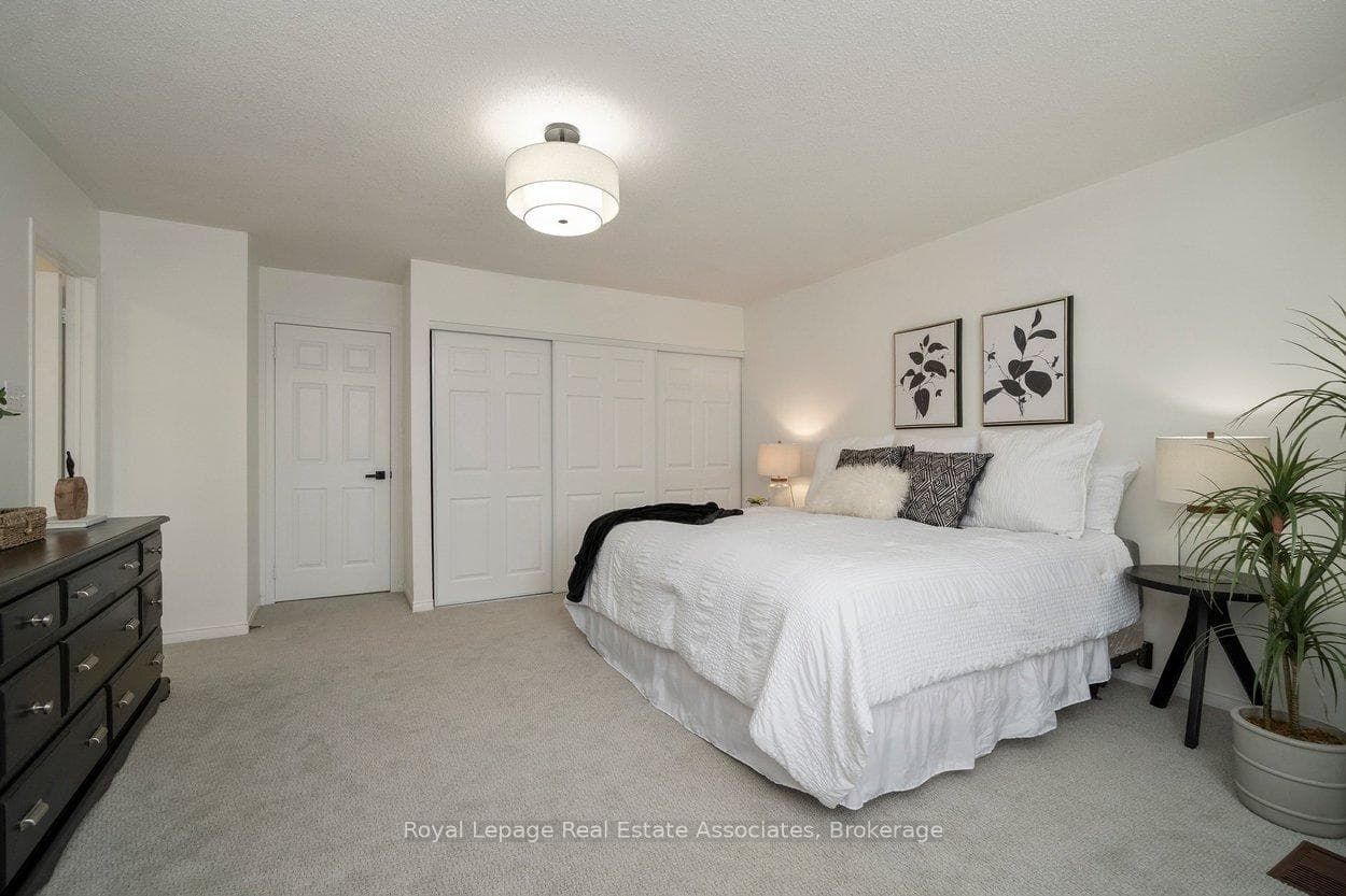 42 Harriet Street photo 23