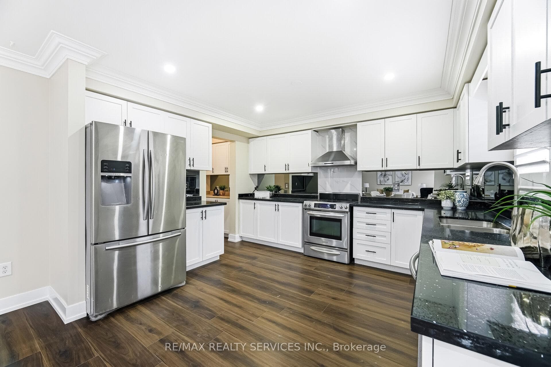 248 Edenbrook Hill Drive photo 12