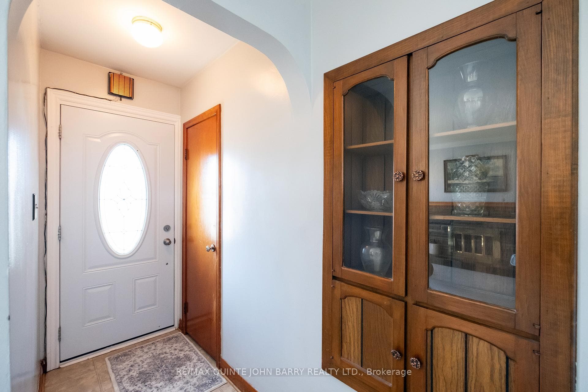 34 Southview Avenue photo 4