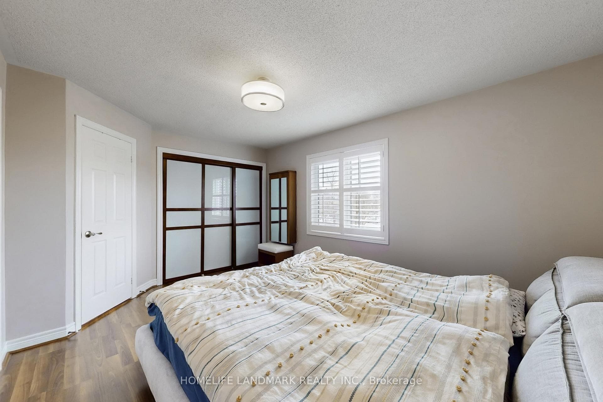33 Marmill Way photo 15