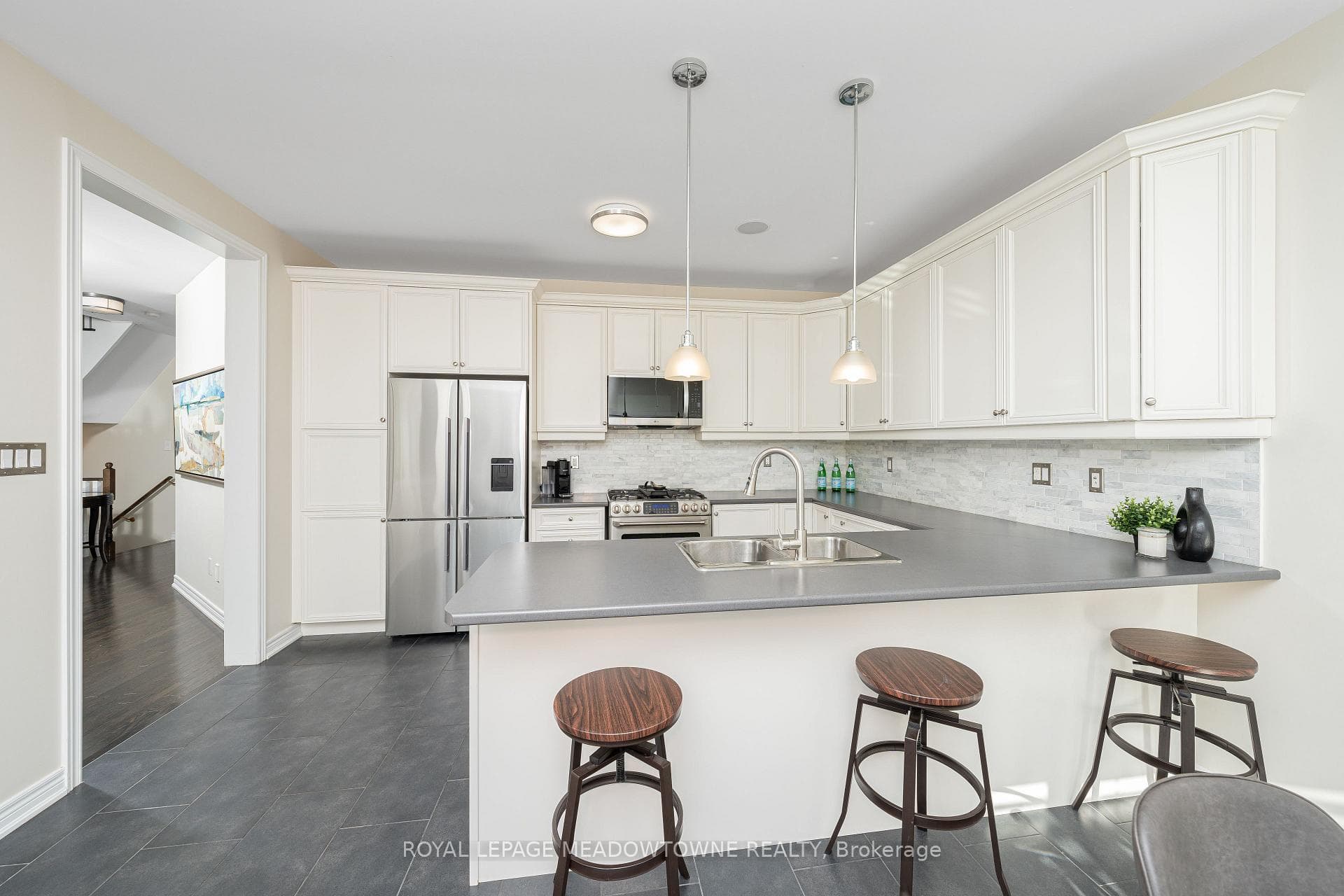 13 Beacon Hill Drive photo 11