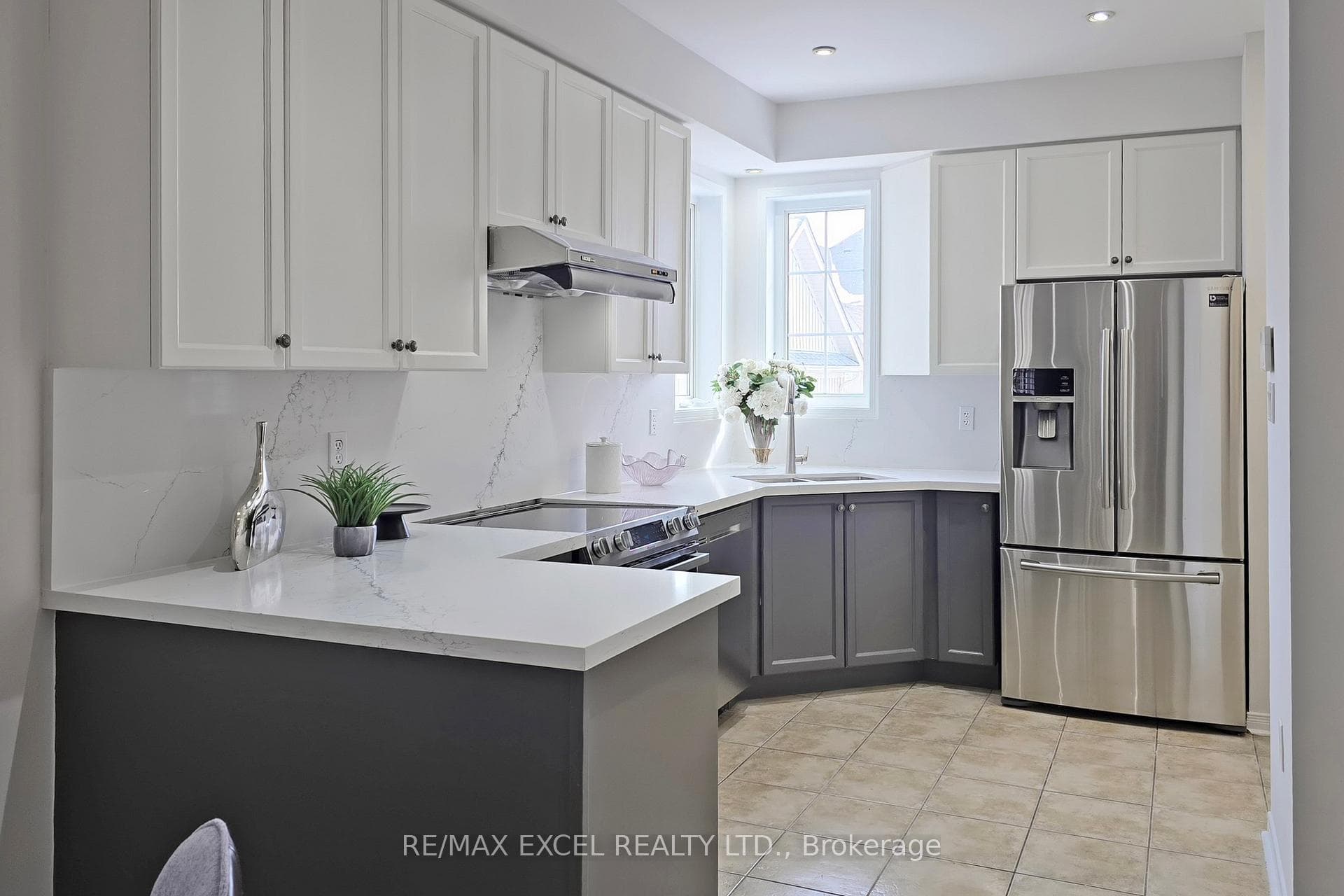 43 Evaridge Drive photo 8