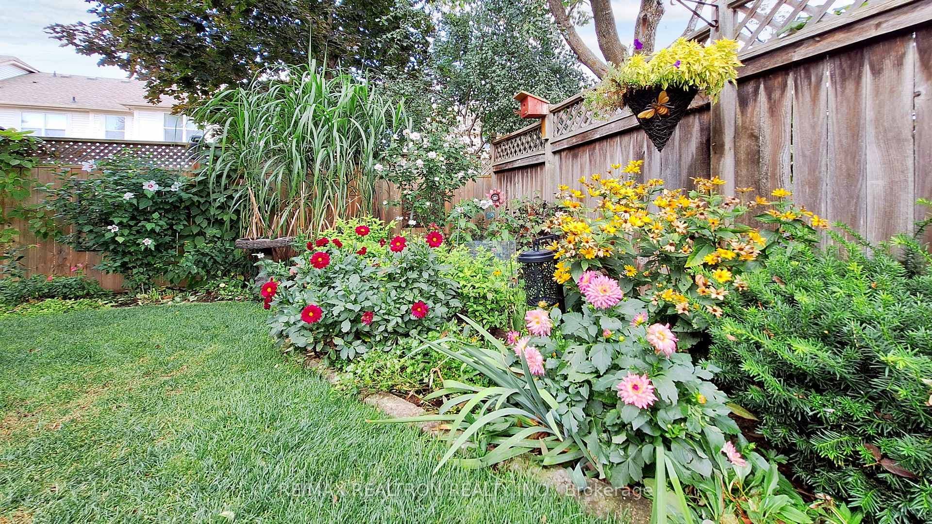 18 Evelyn Buck Lane photo 35