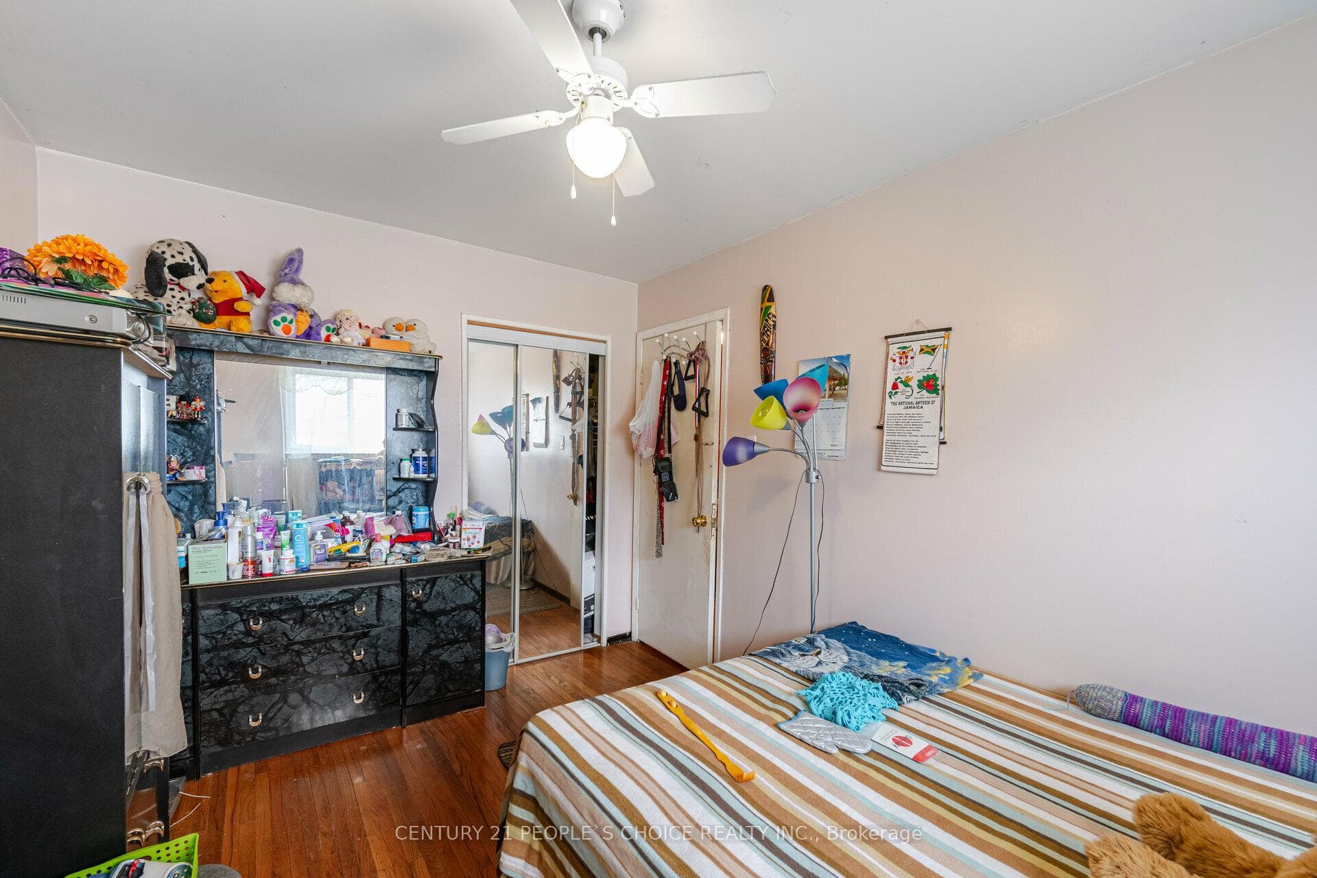 3114 Redbank Crescent photo 25