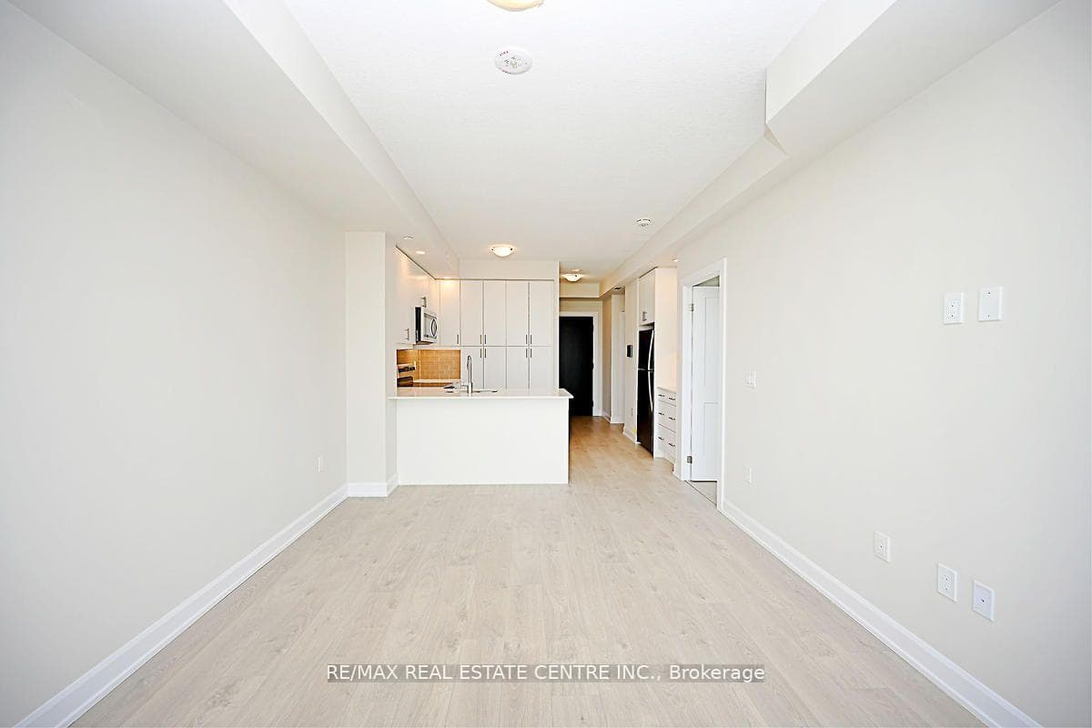 3200 William Coltson Avenue Unit 621 photo 11