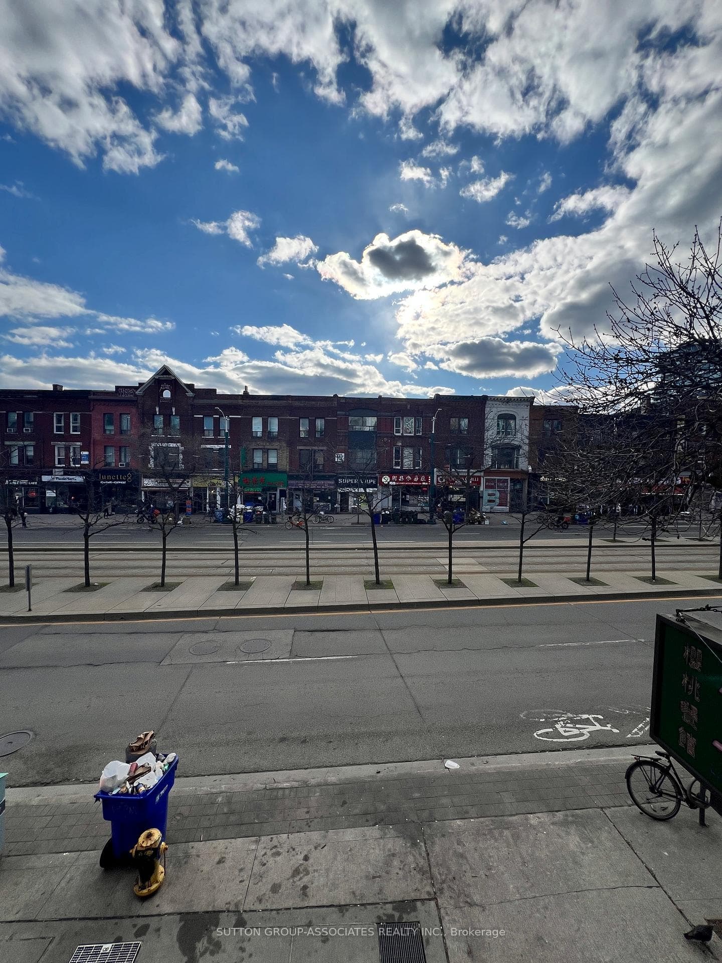 383 Spadina Avenue Unit 2A photo 1