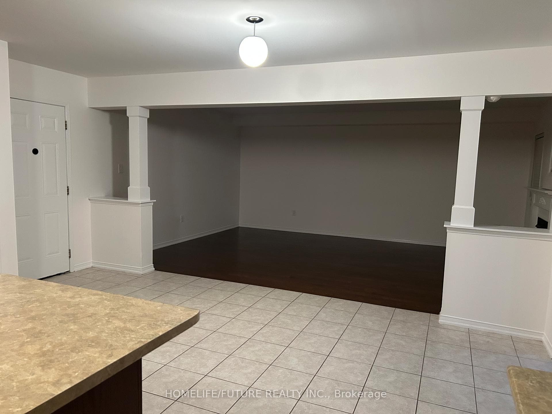 49 Malthouse Crescent photo 6