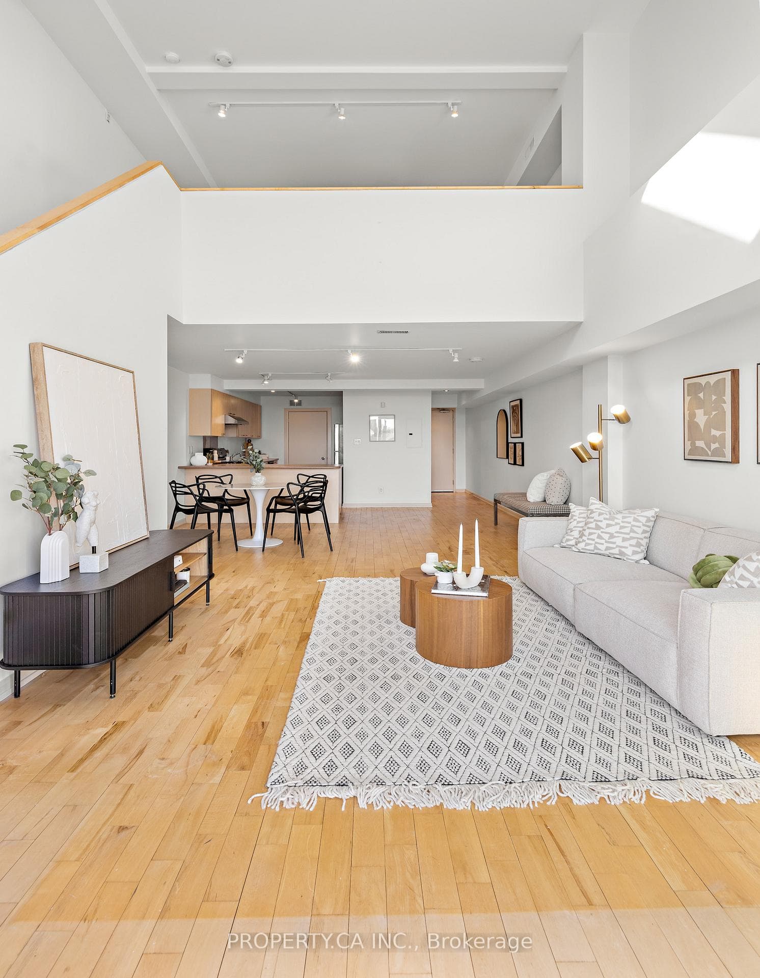 660 Pape Avenue Unit 209 photo 17