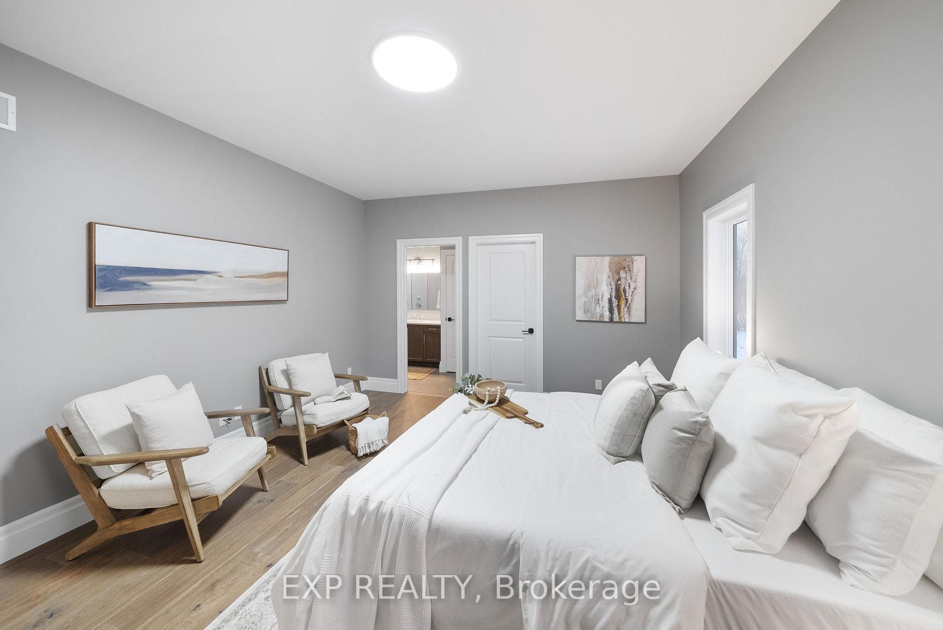 309 Smith Street photo 15