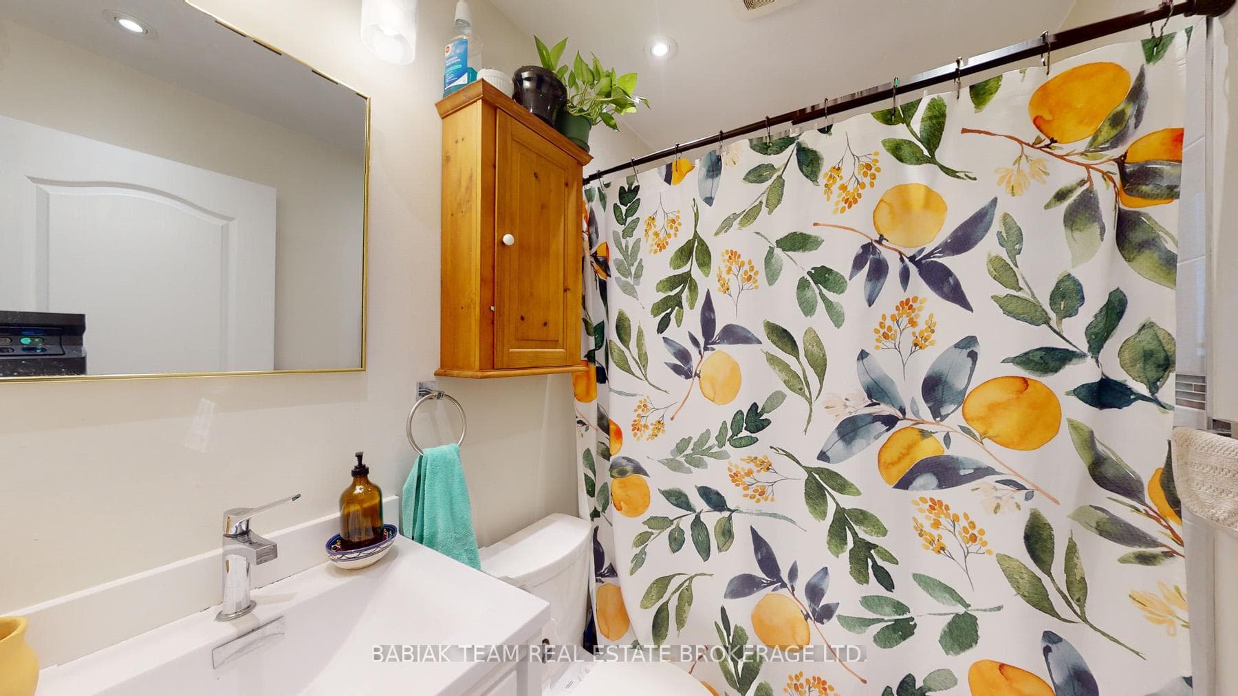 442 Gladstone Avenue Unit 2nd Fl photo 17