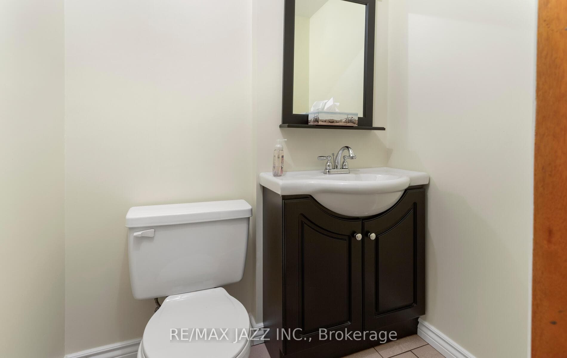 493 Crerar Avenue photo 28