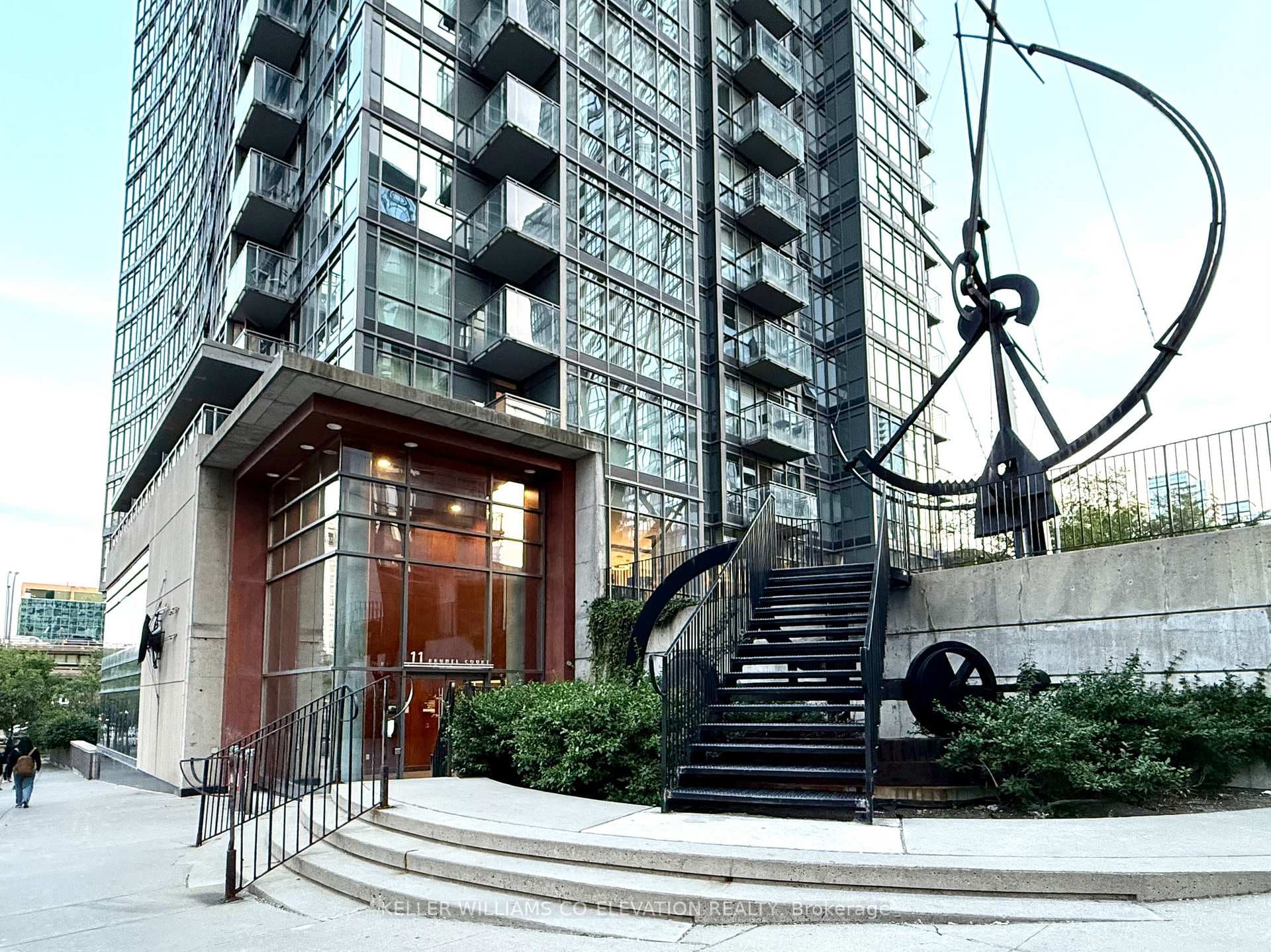11 Brunel Court Unit 4305 photo 2