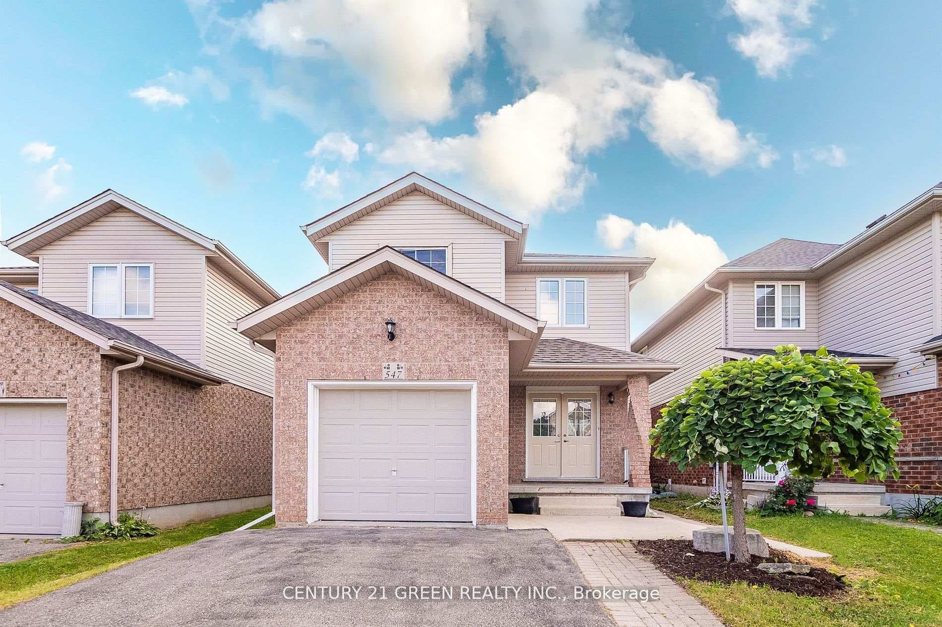 547 Windflower Crescent photo 1