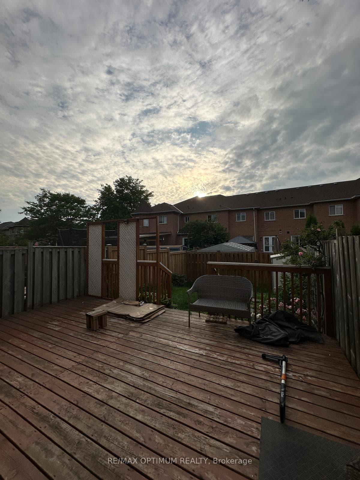 3942 Coachman Circle photo 12