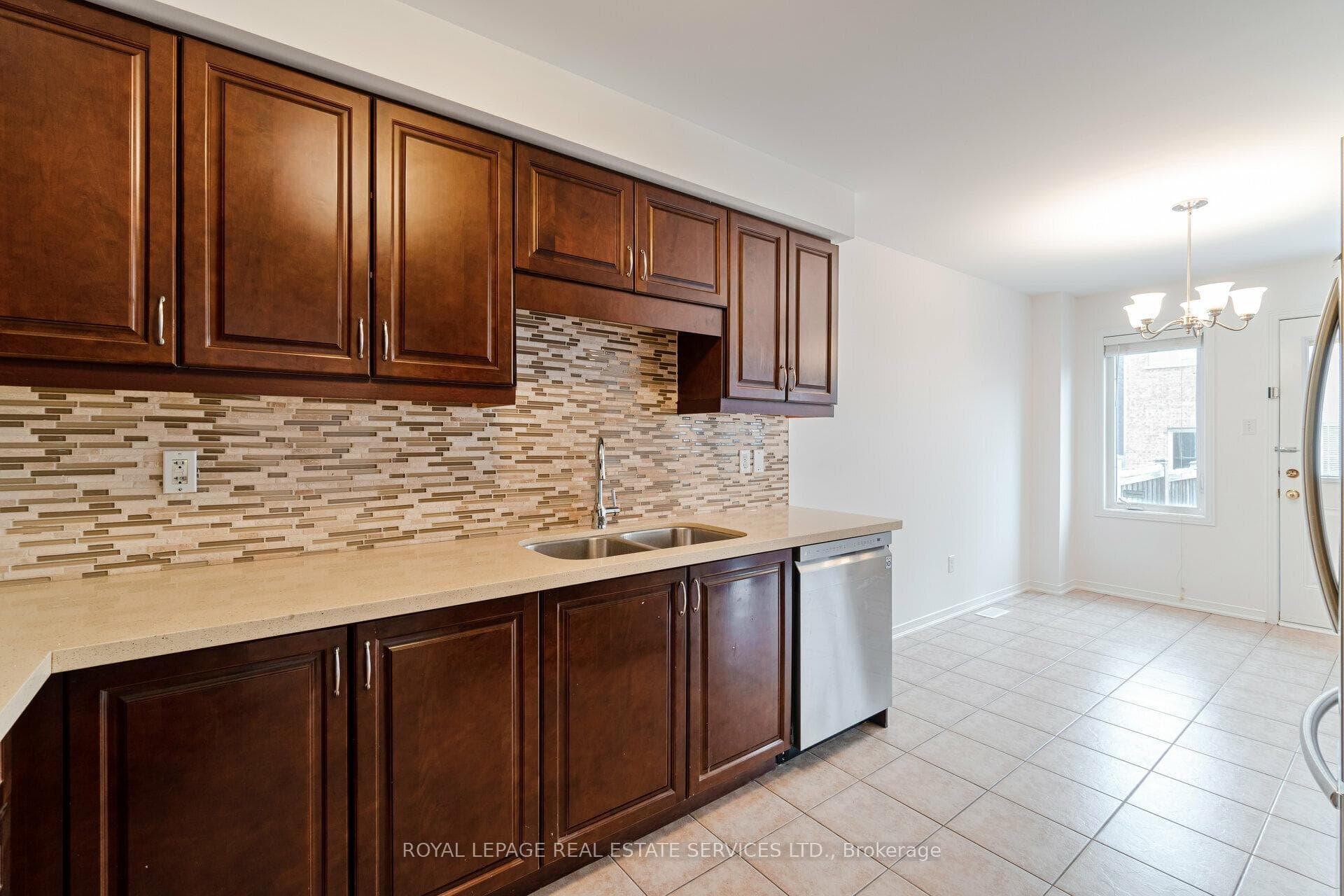 306 Duncan Lane photo 12