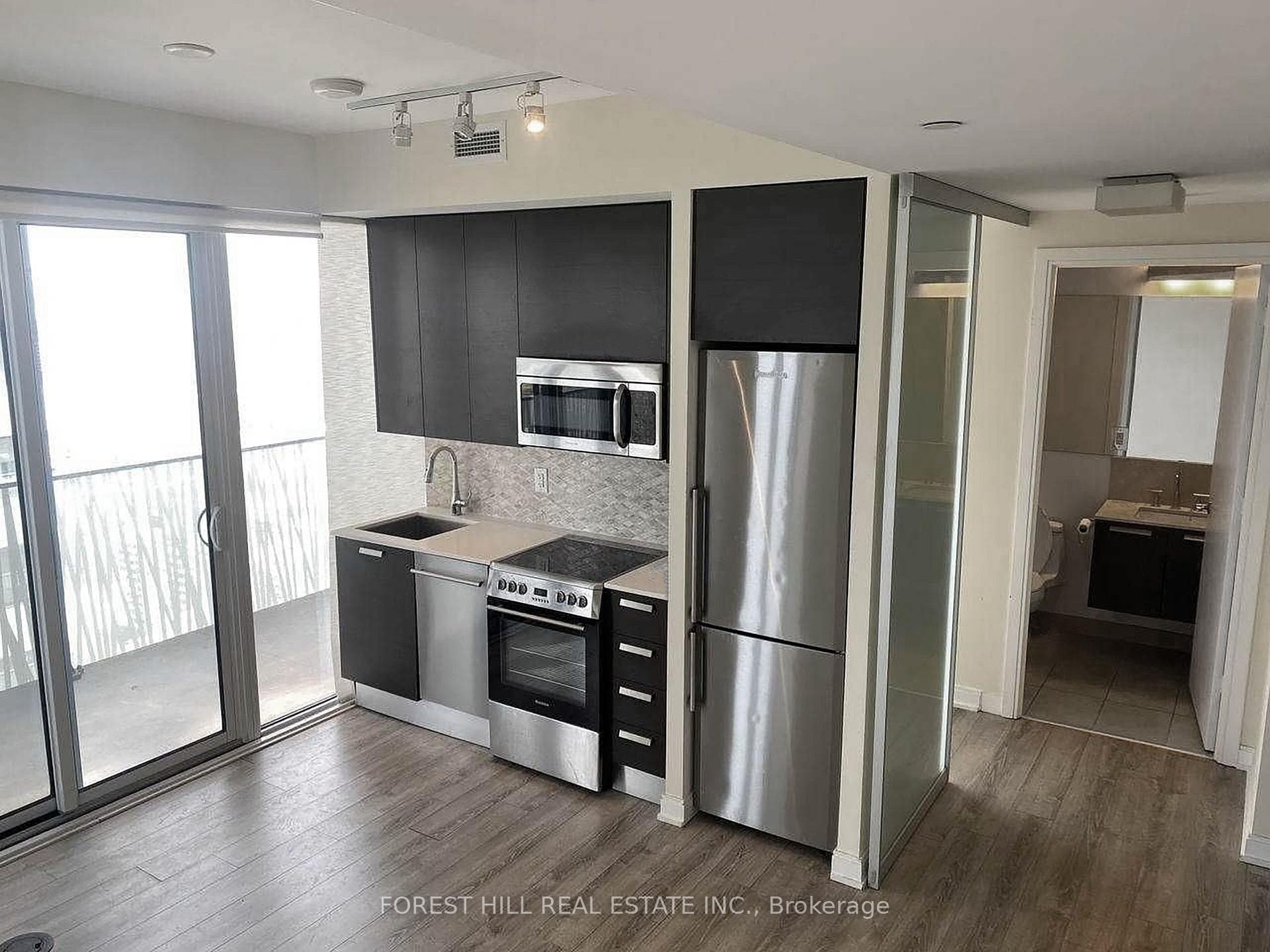 42 Charles Street Unit 3701 photo 2