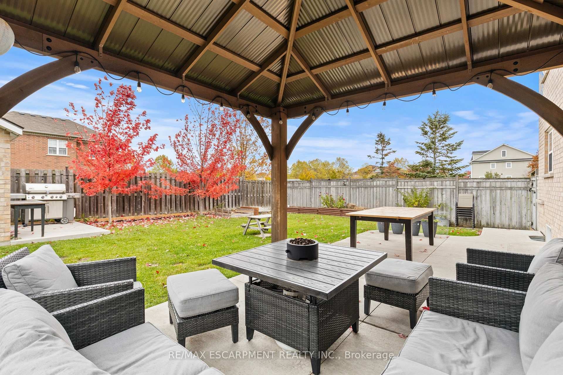 257 Wright Crescent photo 41
