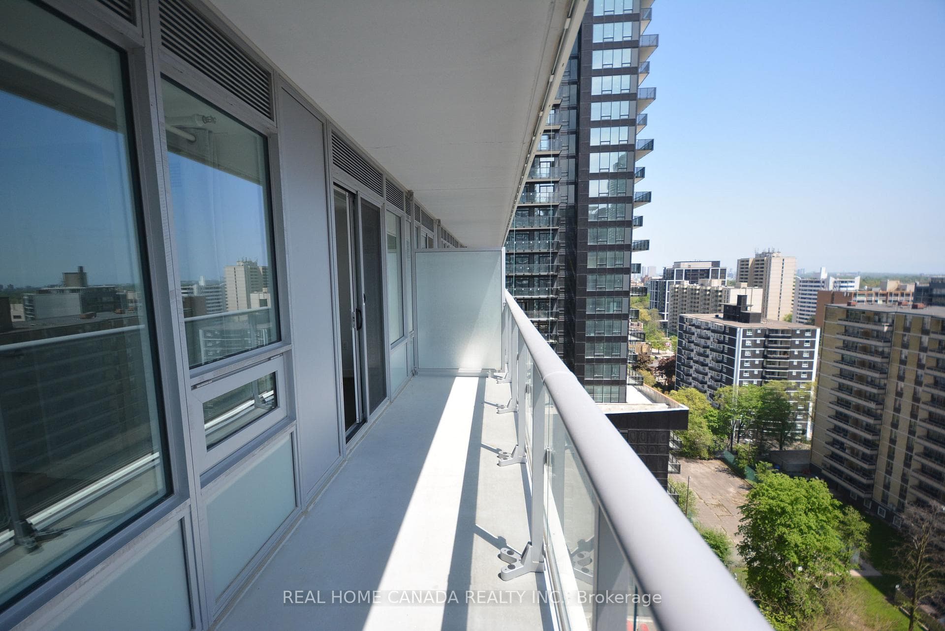 195 Redpath Avenue Unit 1508 photo 18