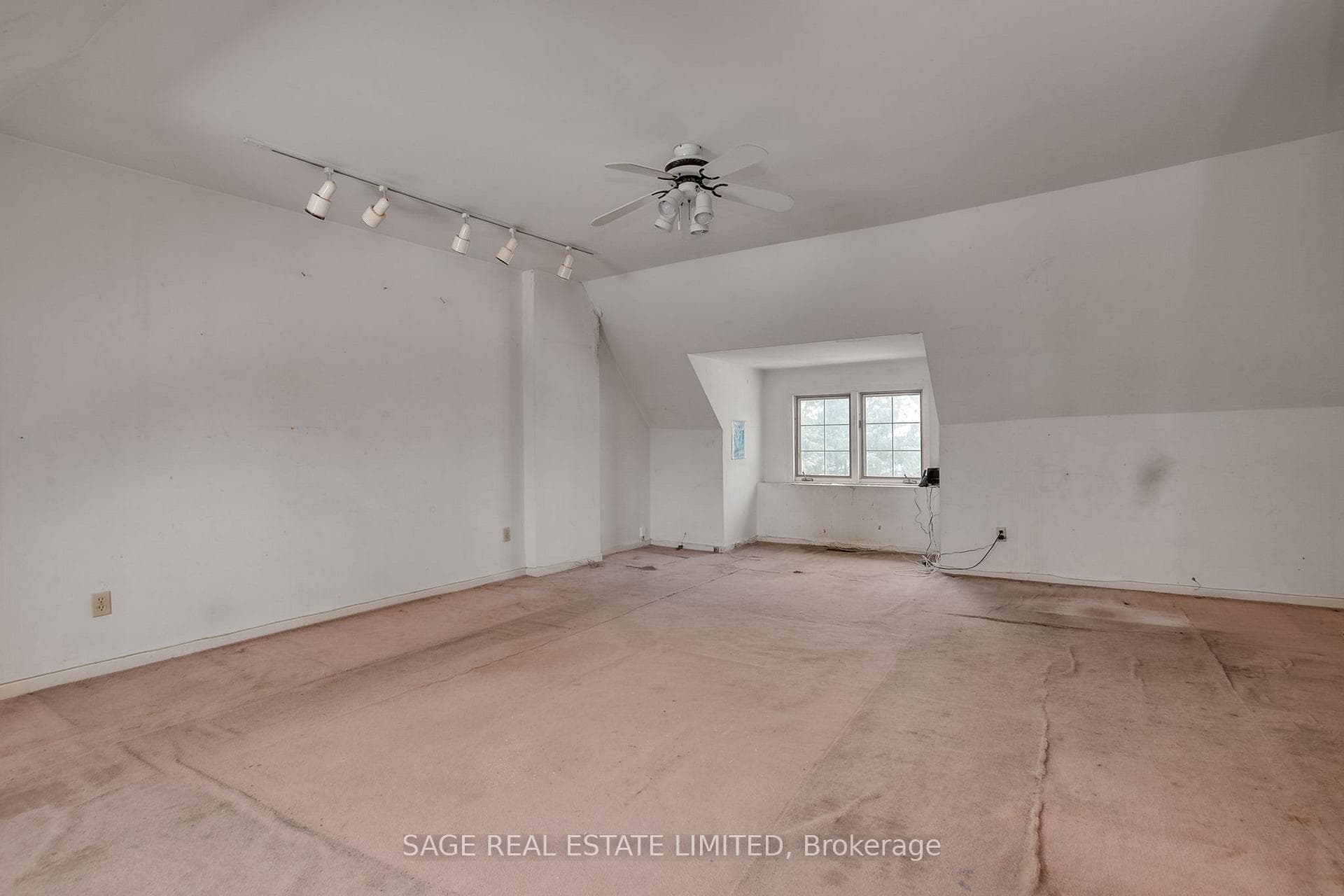 3rd Storey Den/ or 4th Bedroom