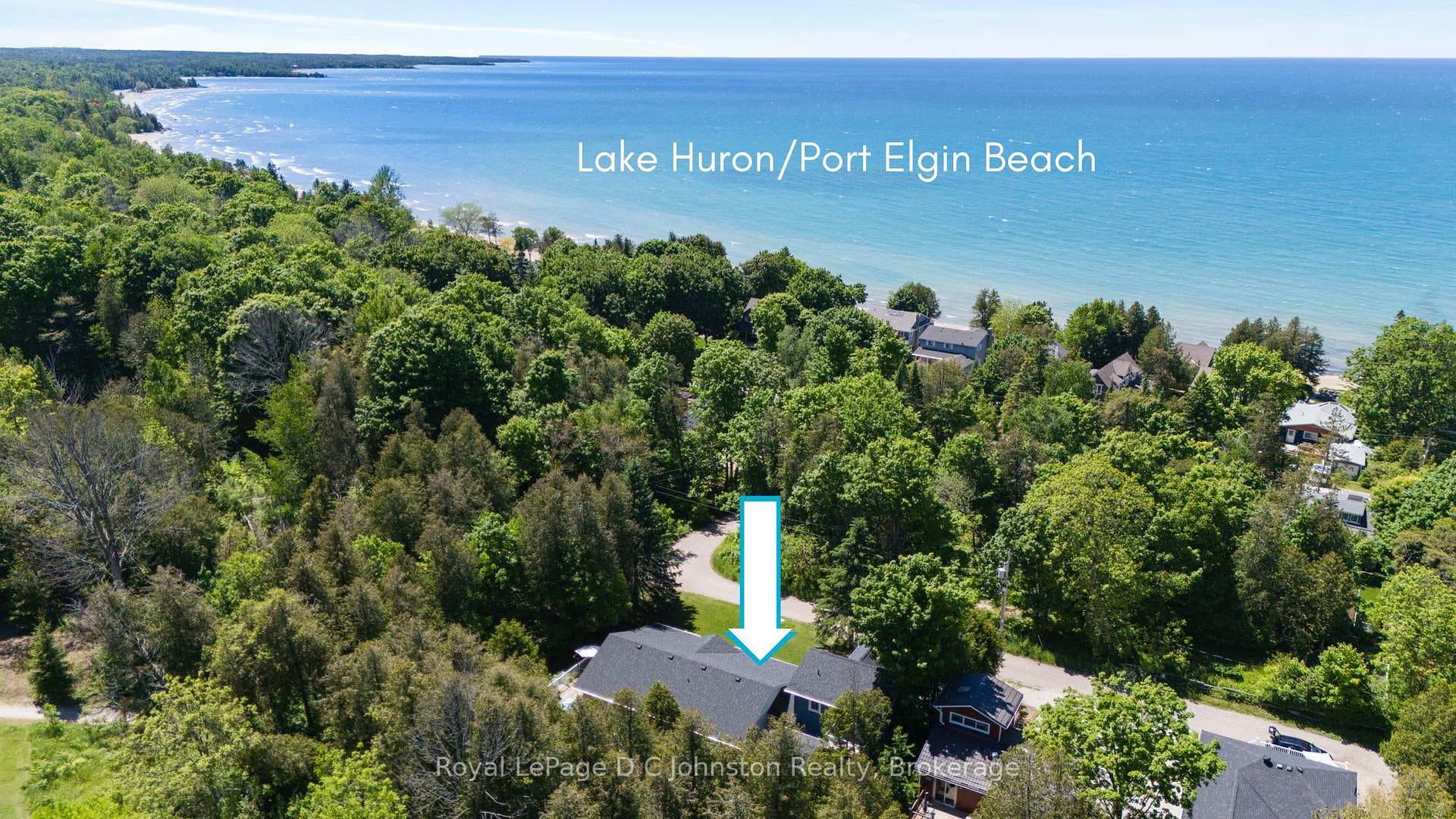 One Block to the Beach! 10 Mitchell Lane