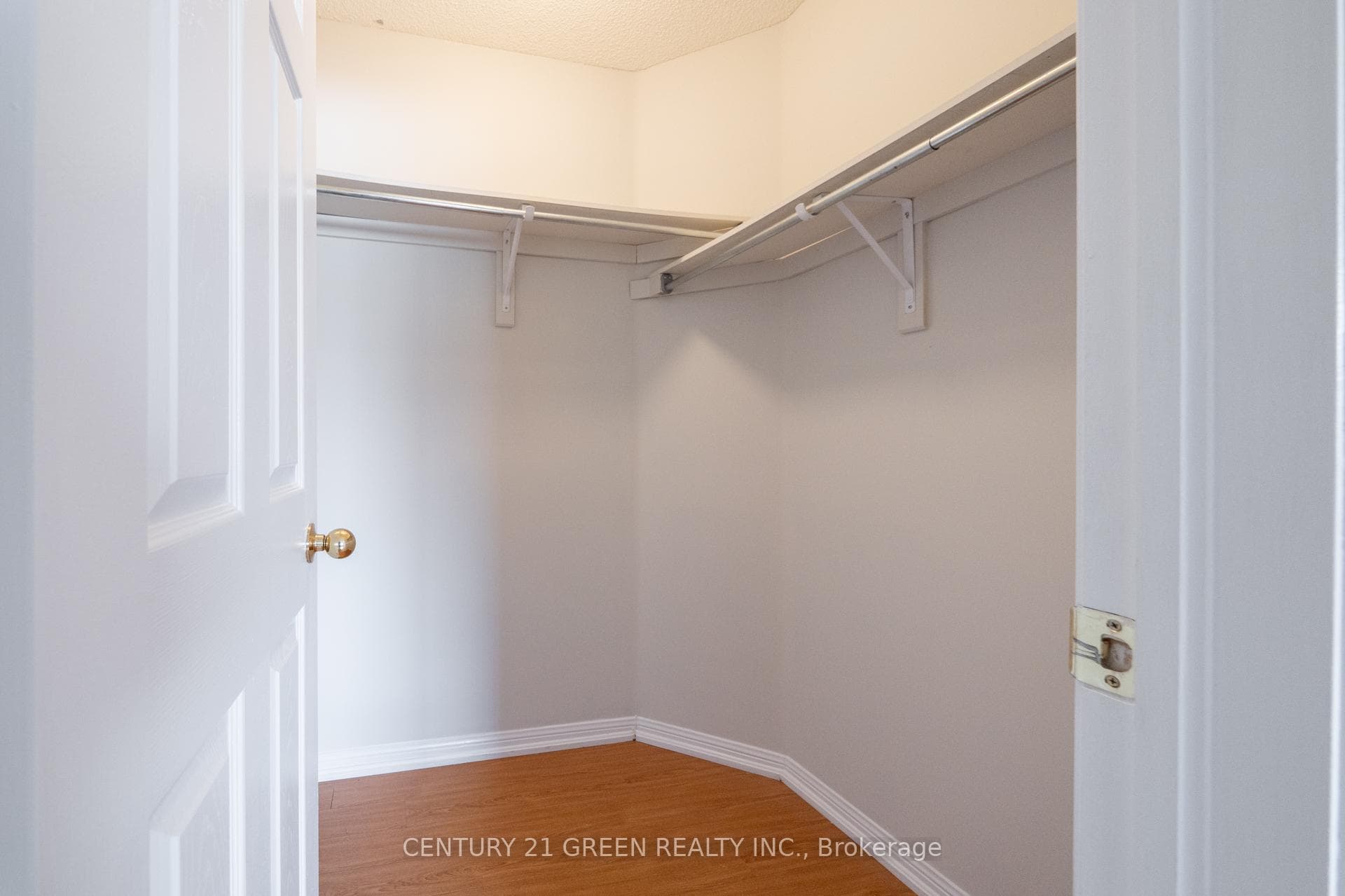 9 Mortimer Drive photo 28