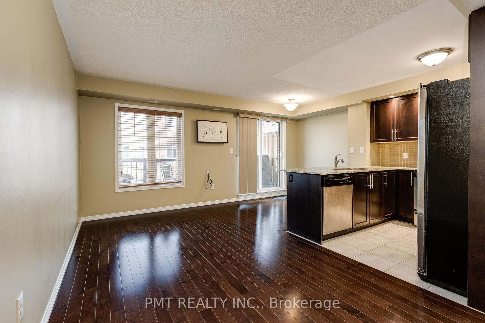 671 Warden Avenue Unit 29B photo 8