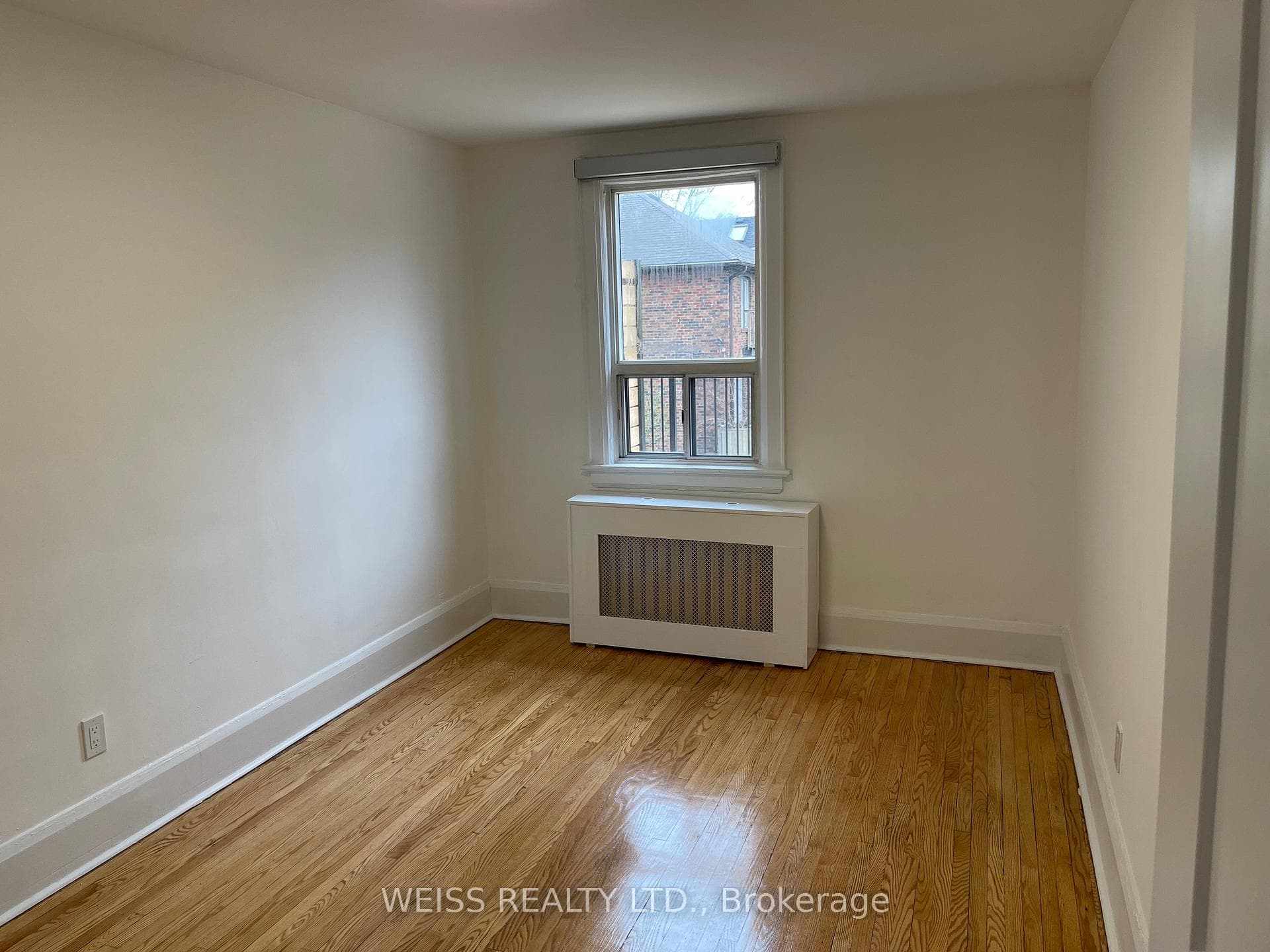 509 Eglinton Avenue Unit 2 photo 10