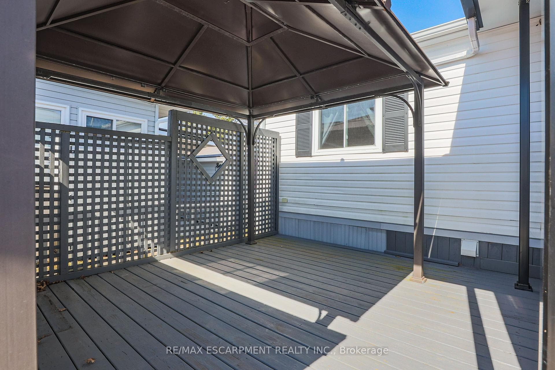 3033 Townline Road Unit 135 photo 23