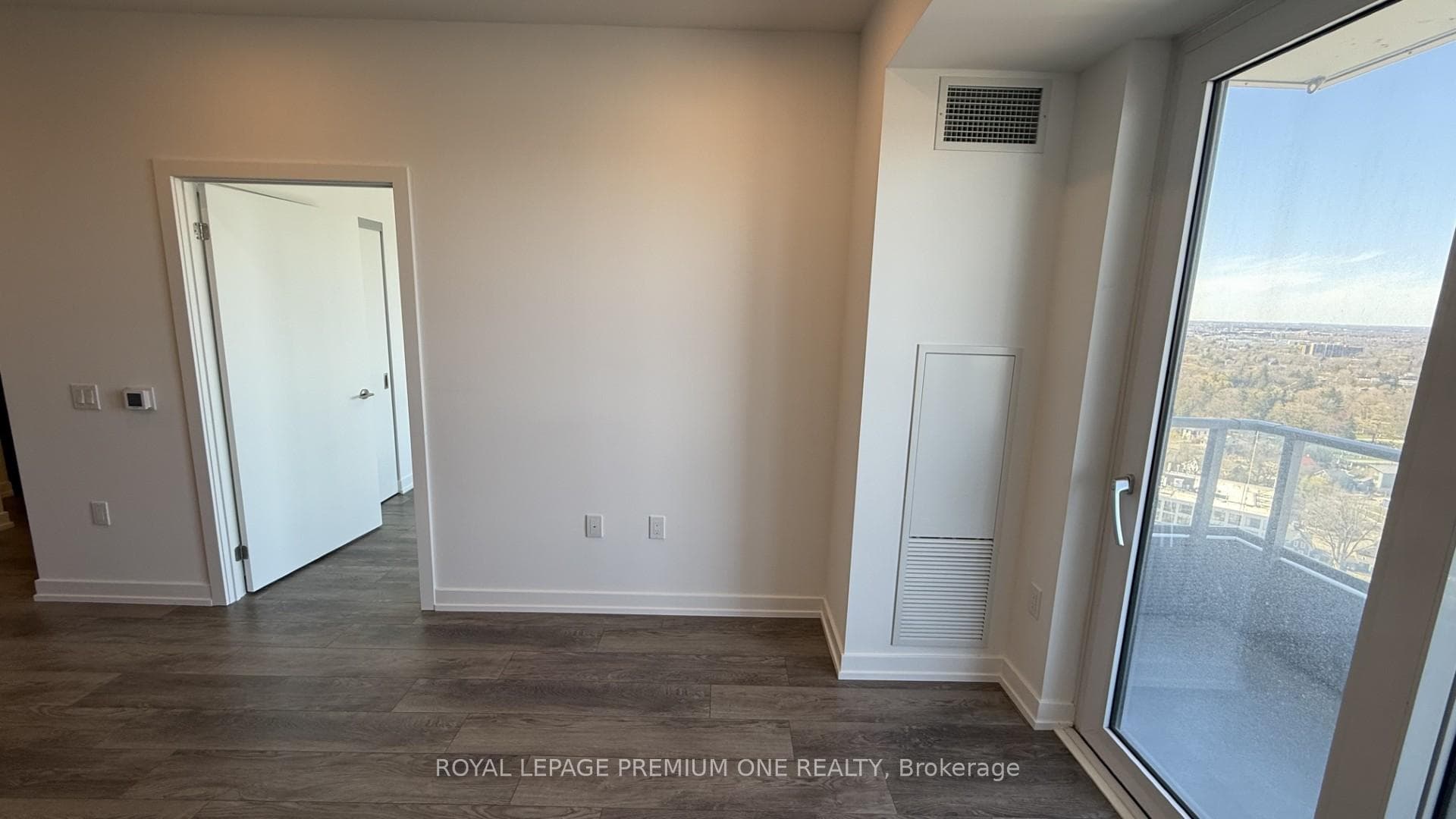 15 Wellington Street Unit 2414 photo 13