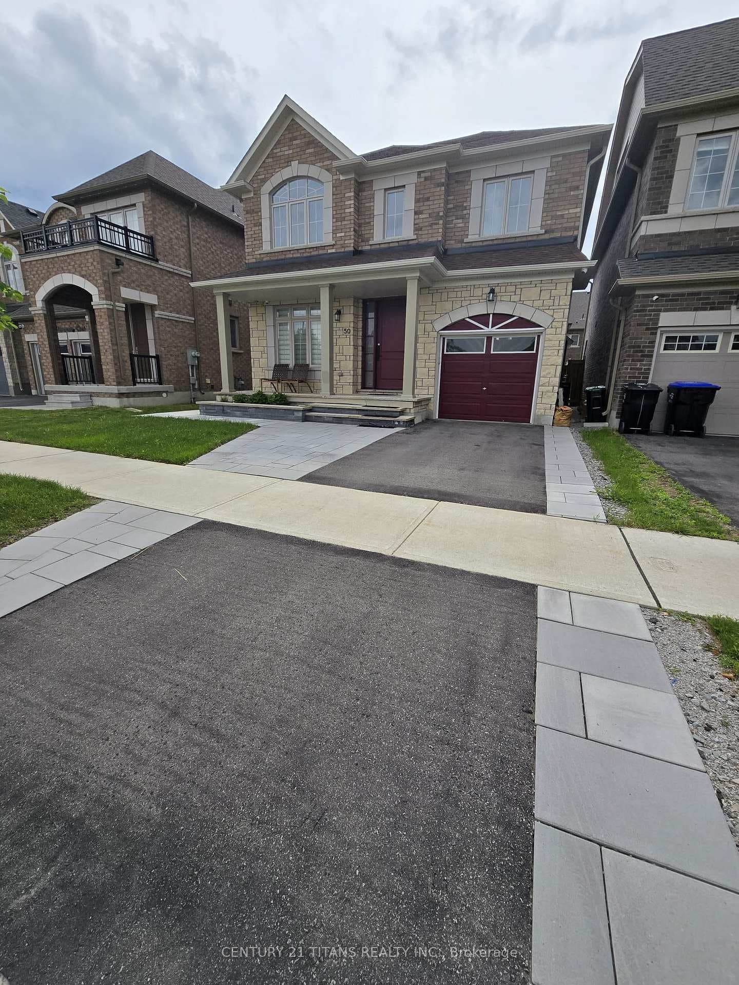 50 Stevenson Crescent photo 2
