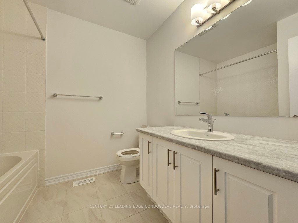 21 Milady Crescent photo 20