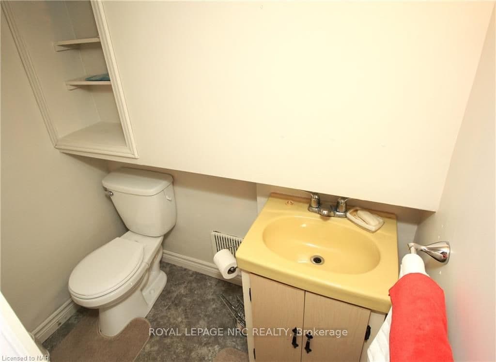 21 MCCOLL Drive photo 15