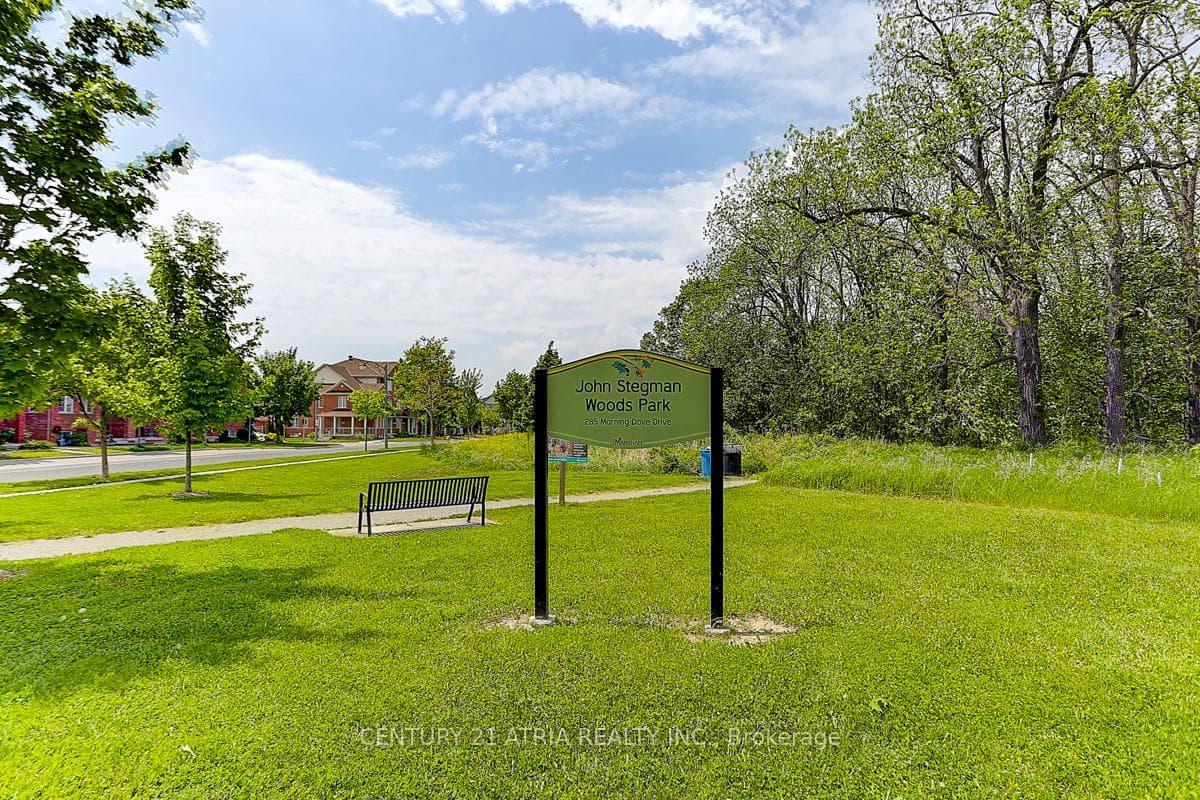 733 cornell rouge Boulevard photo 28