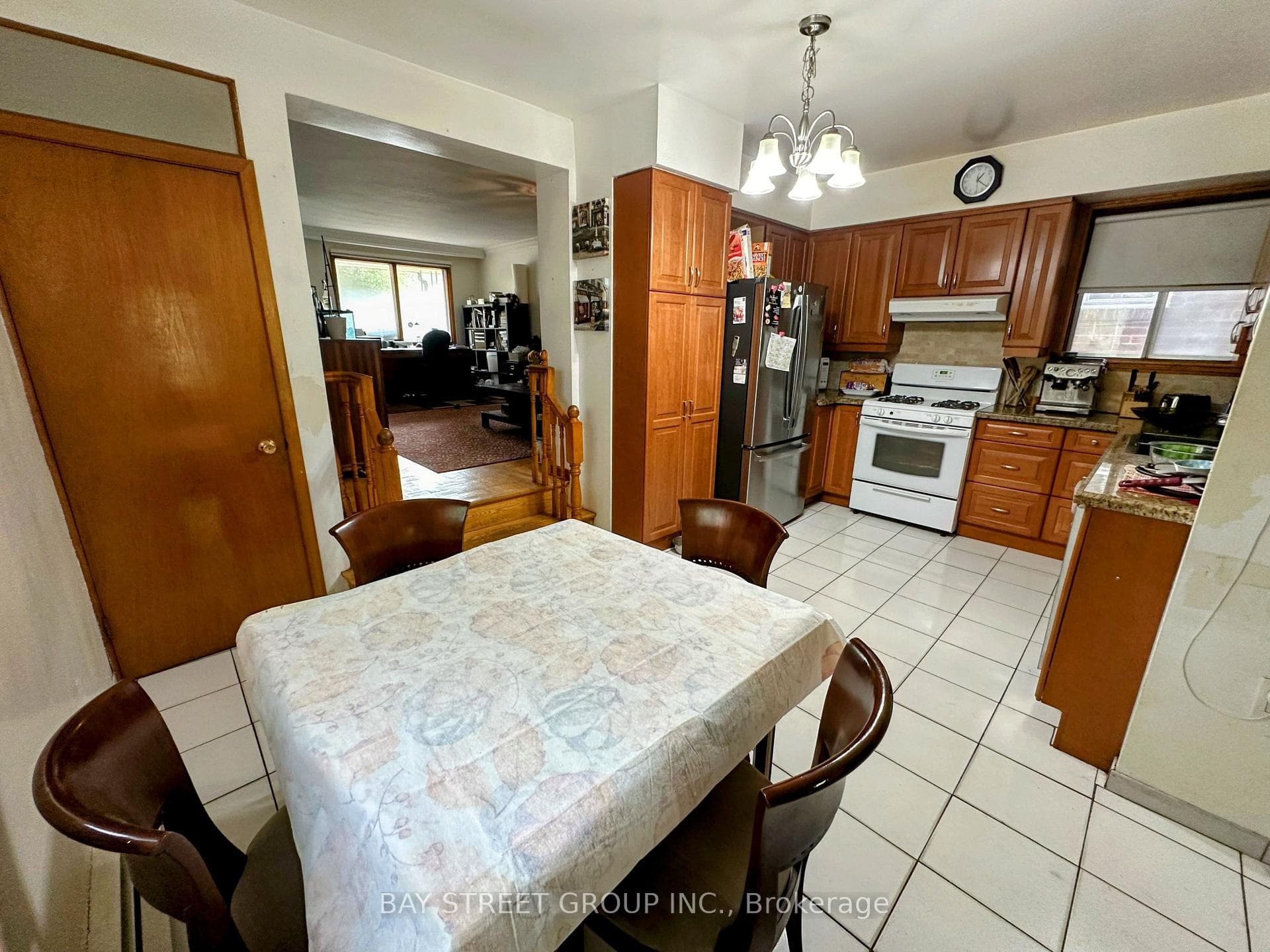 317 Ryding Avenue photo 13