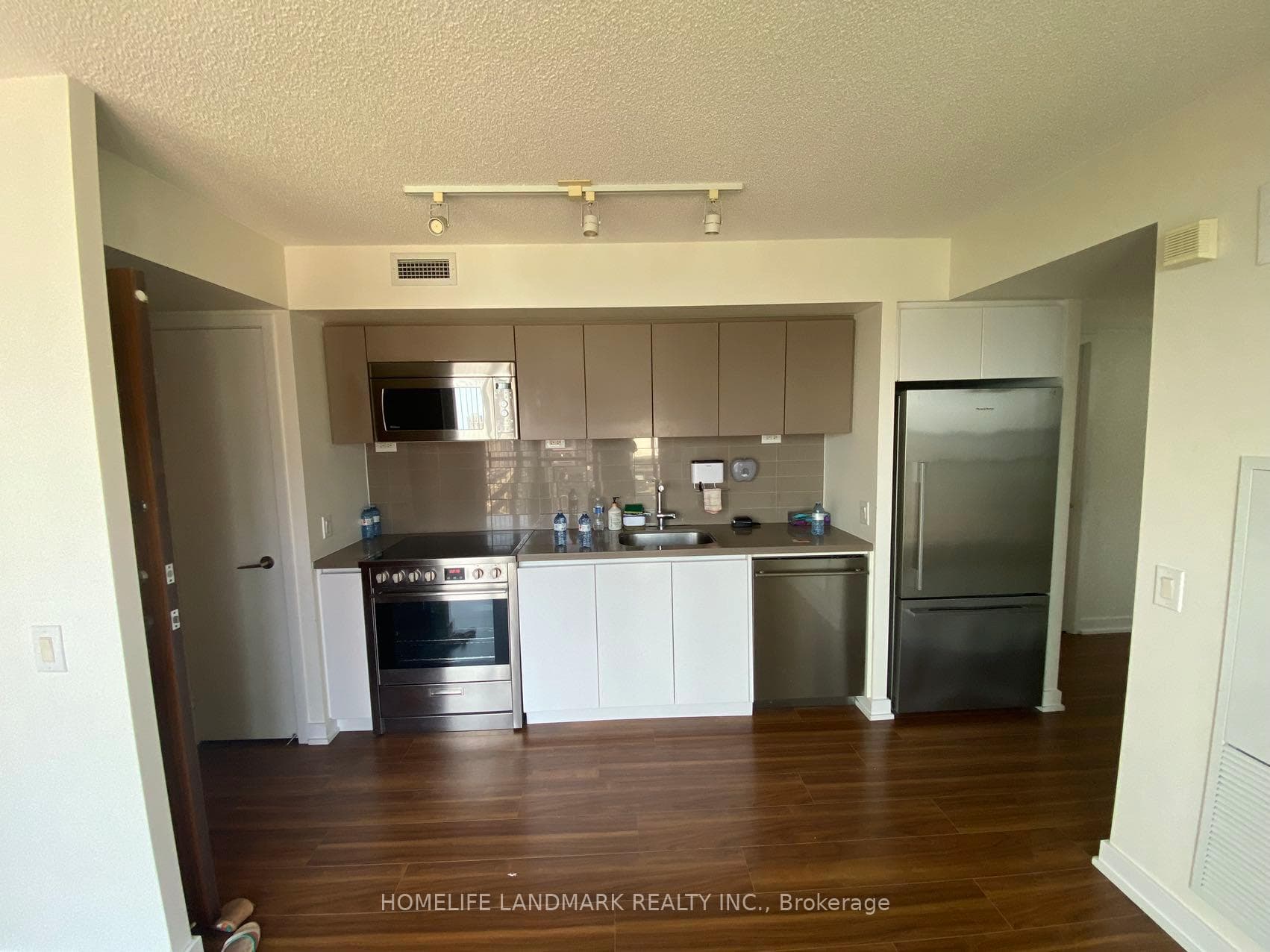 85 Queens Wharf Road Unit 3212 photo 3