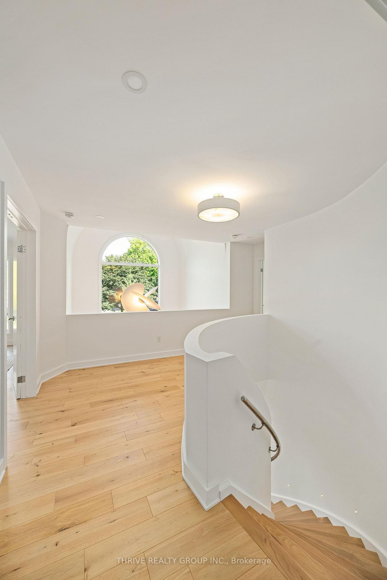 52 Birchmount Walk photo 19