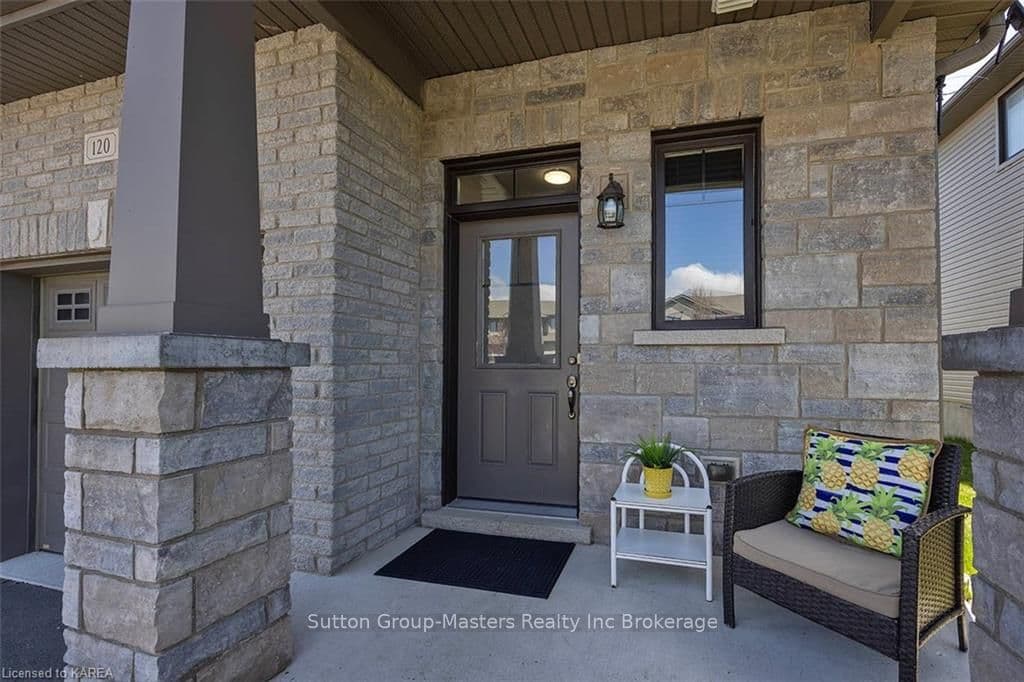120 SIMURDA Court photo 2