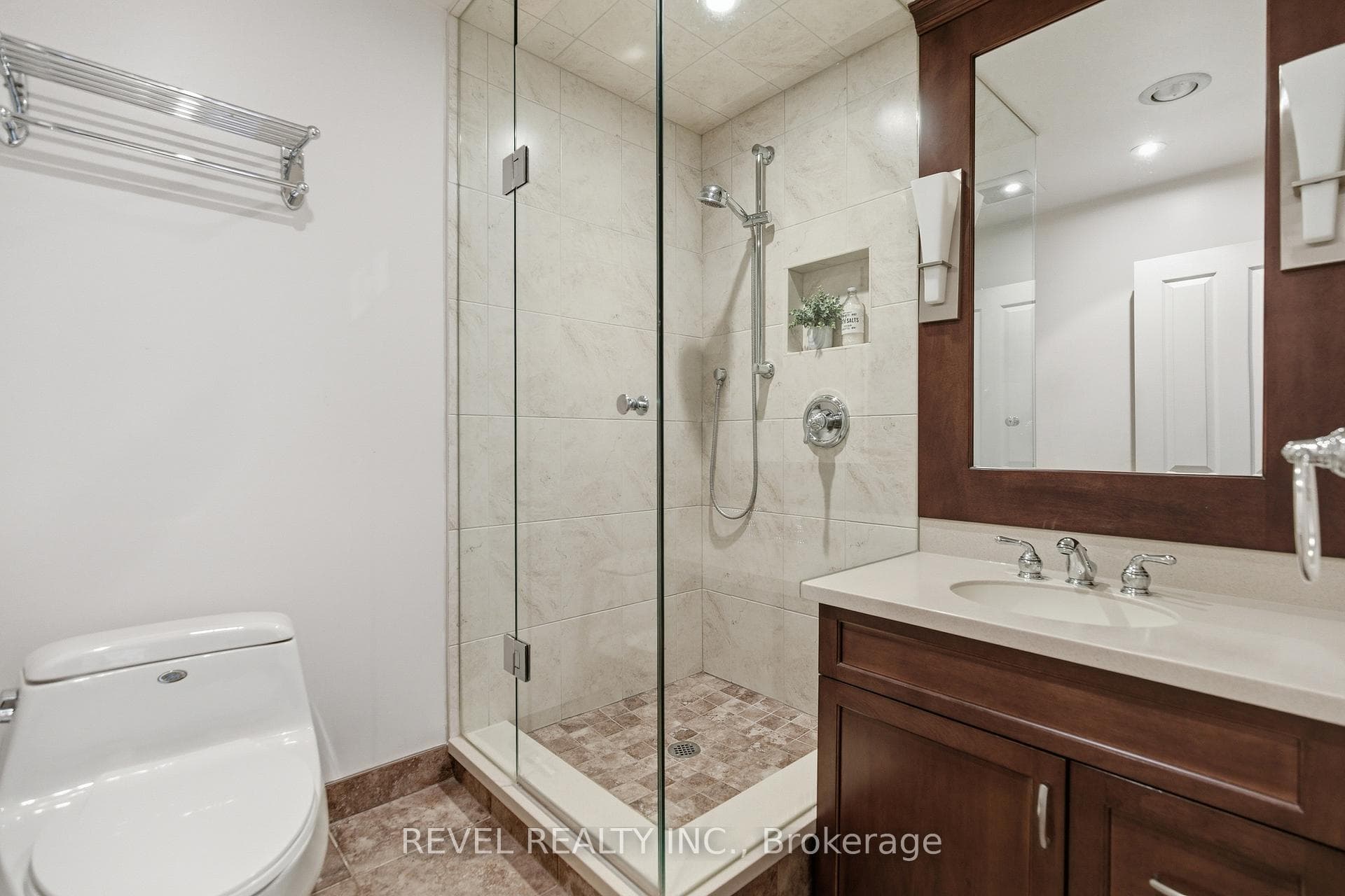 3 Elderwood Drive photo 28